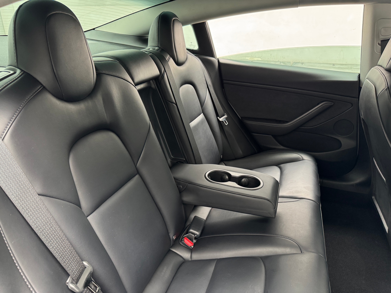 Thumbnail: 2022 Tesla Model 3 - 5
