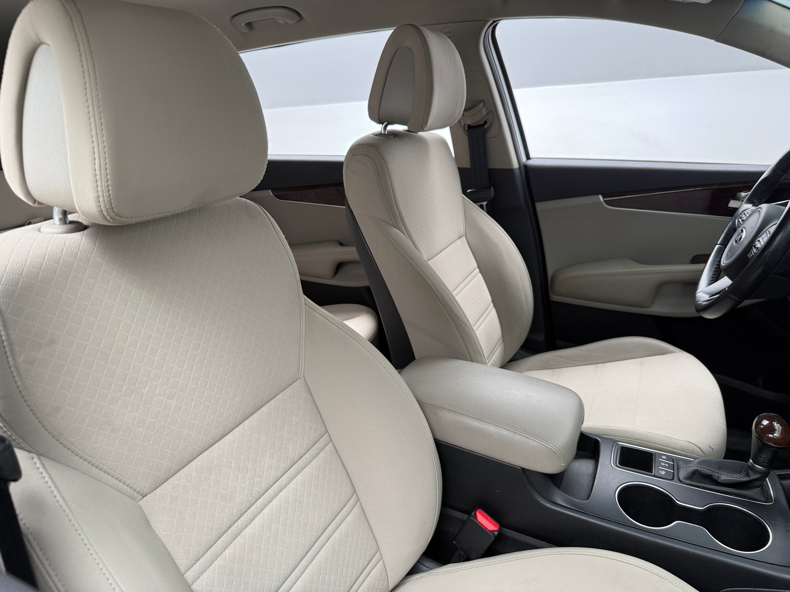 Thumbnail: 2016 Kia Sorento - 2
