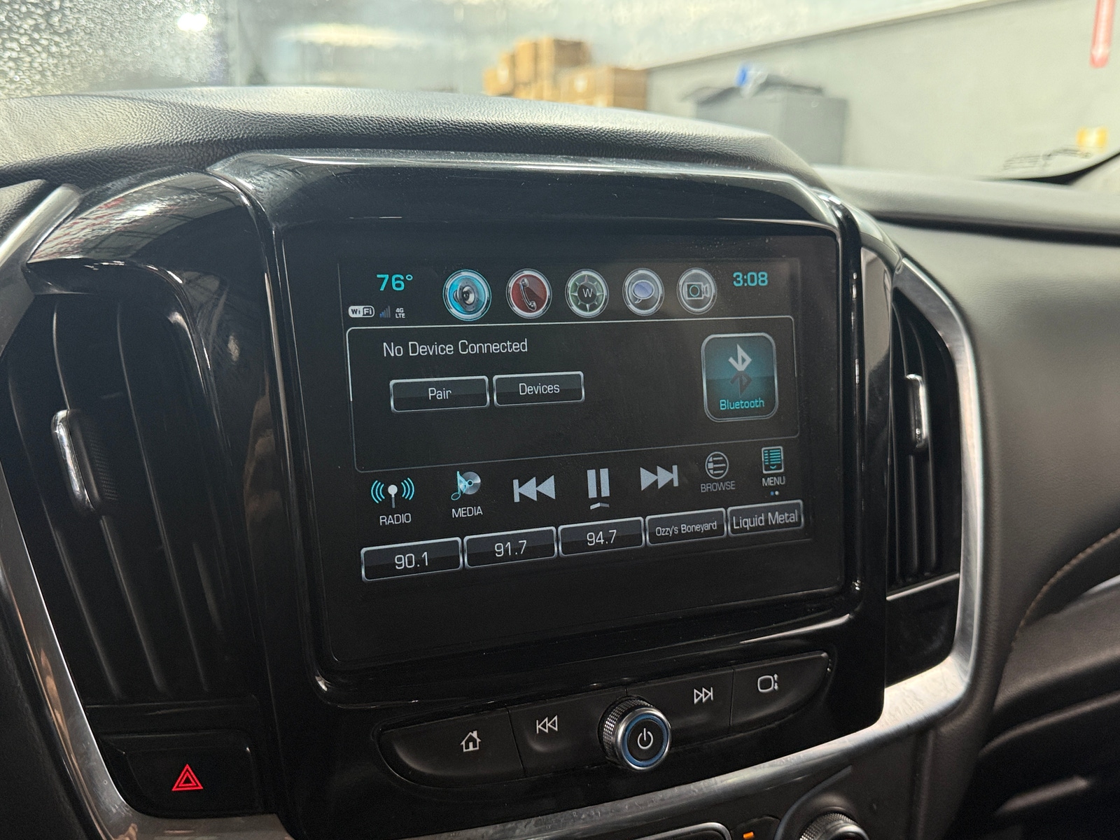 Thumbnail: 2019 Chevrolet Traverse - 3