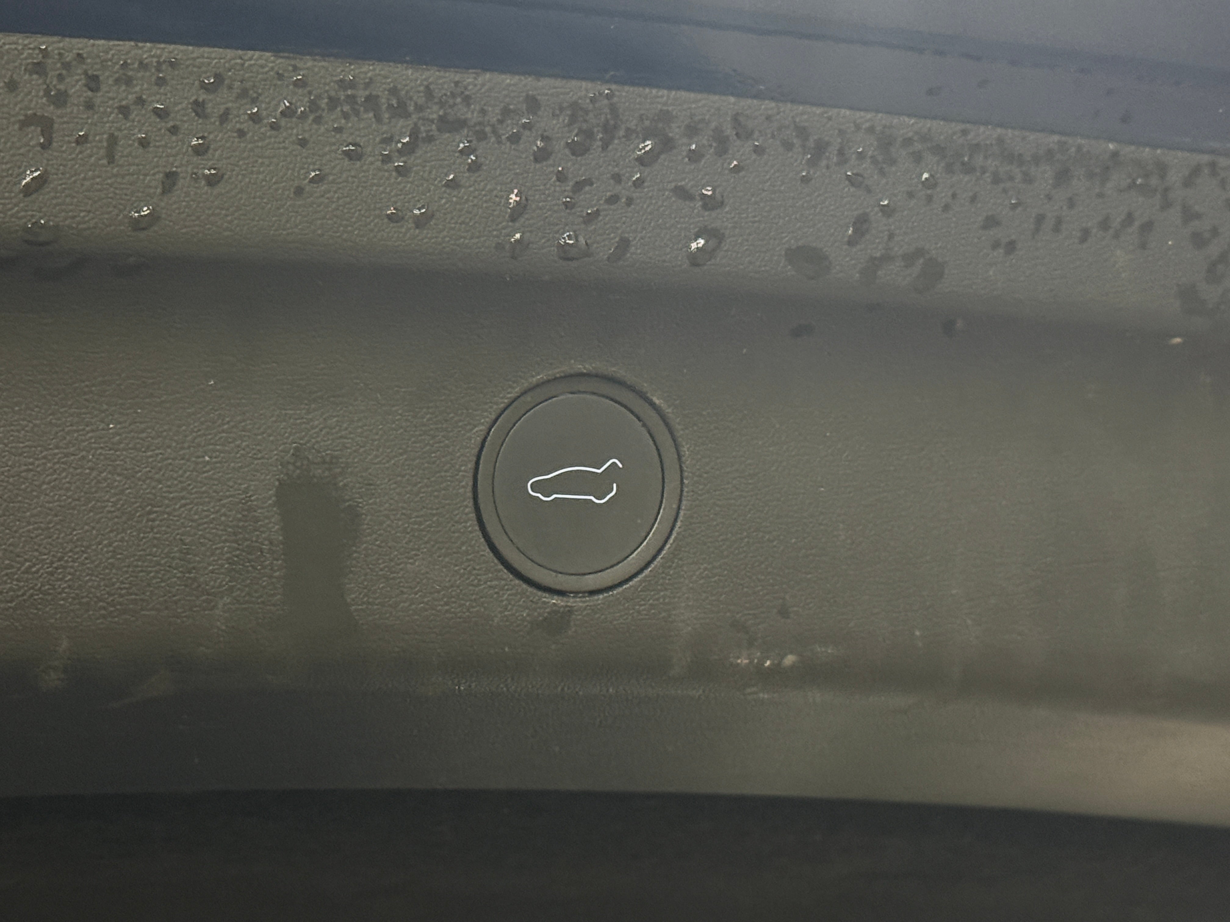 Used 2022 Tesla Model Y Long Range with VIN 7SAYGDEE9NA007242 for sale in Oak Creek, WI