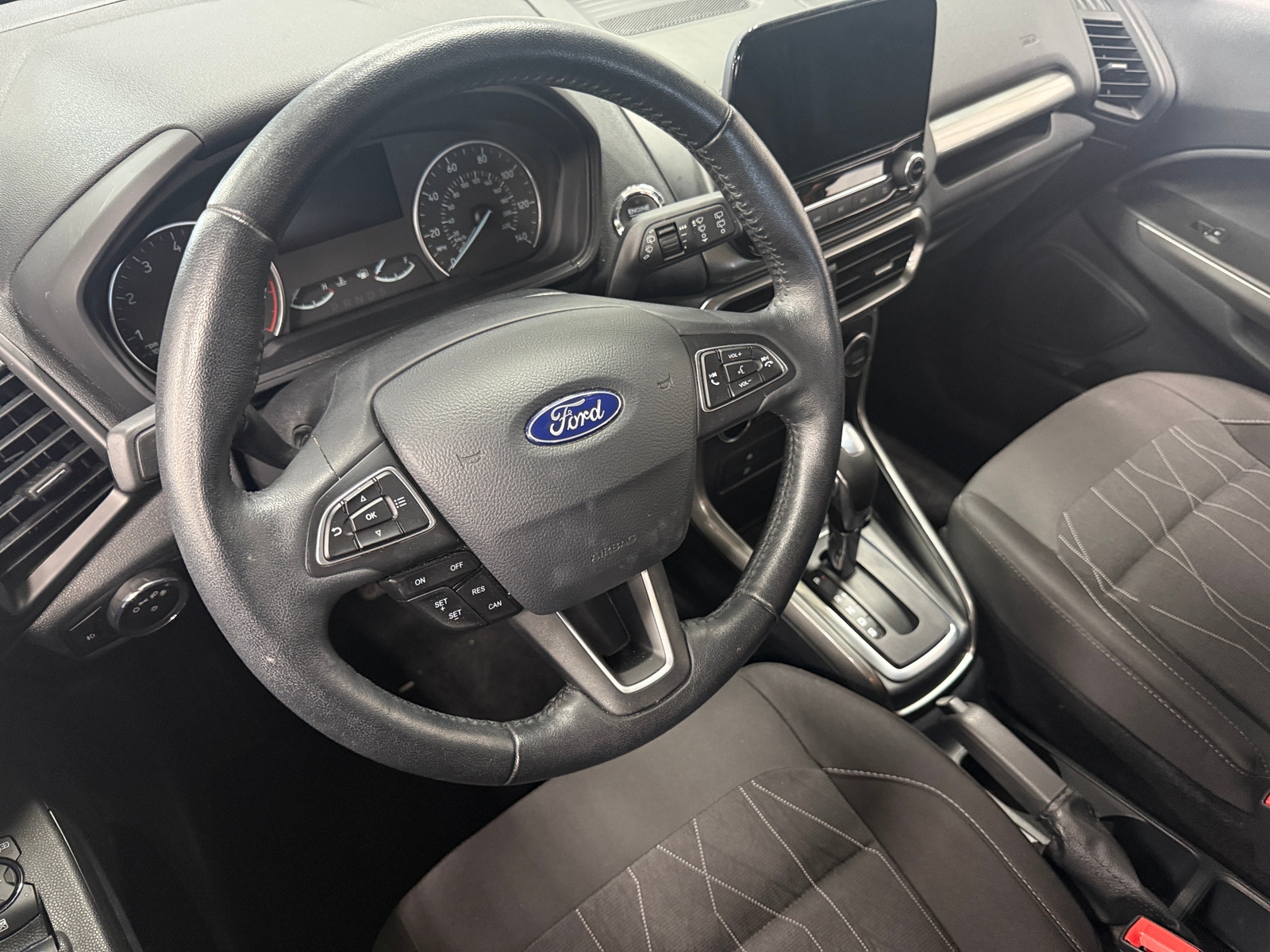 Thumbnail: 2018 Ford EcoSport - 5