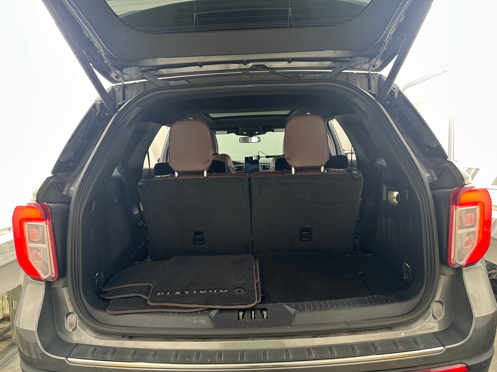 Thumbnail: 2022 Ford Explorer - 6