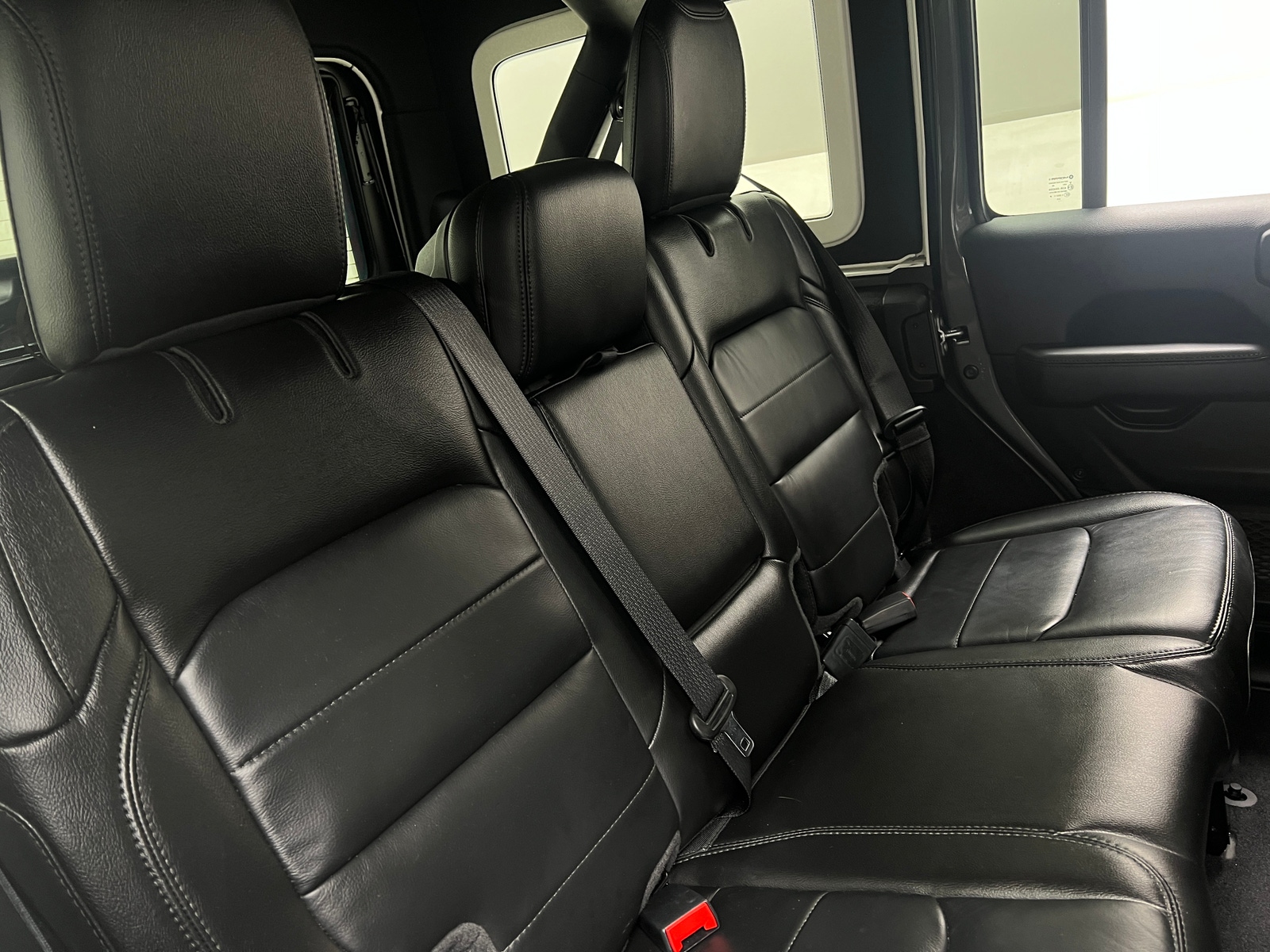 Thumbnail: 2021 Jeep Wrangler - 5
