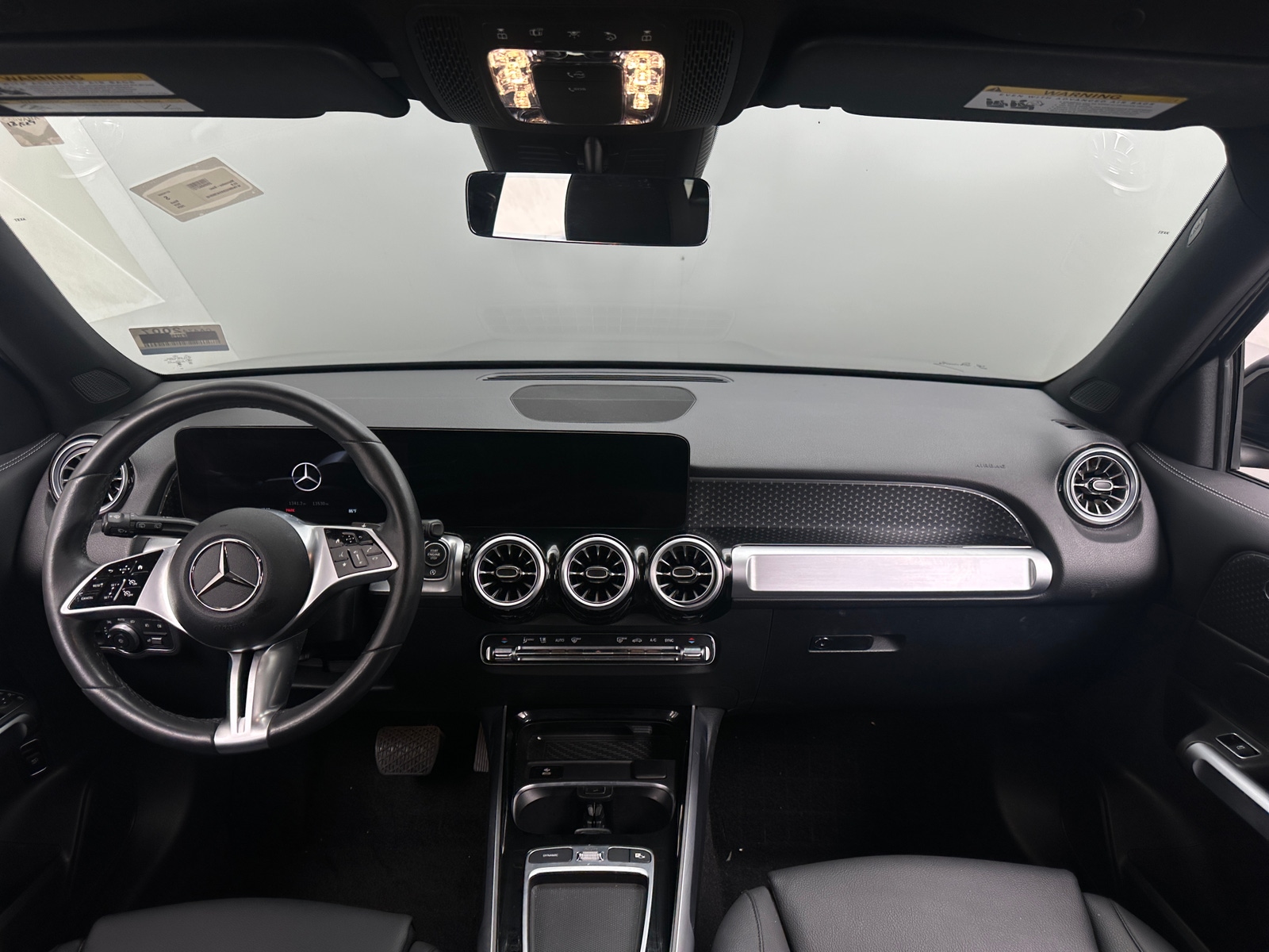 Thumbnail: 2025 Mercedes-Benz GLB - 2