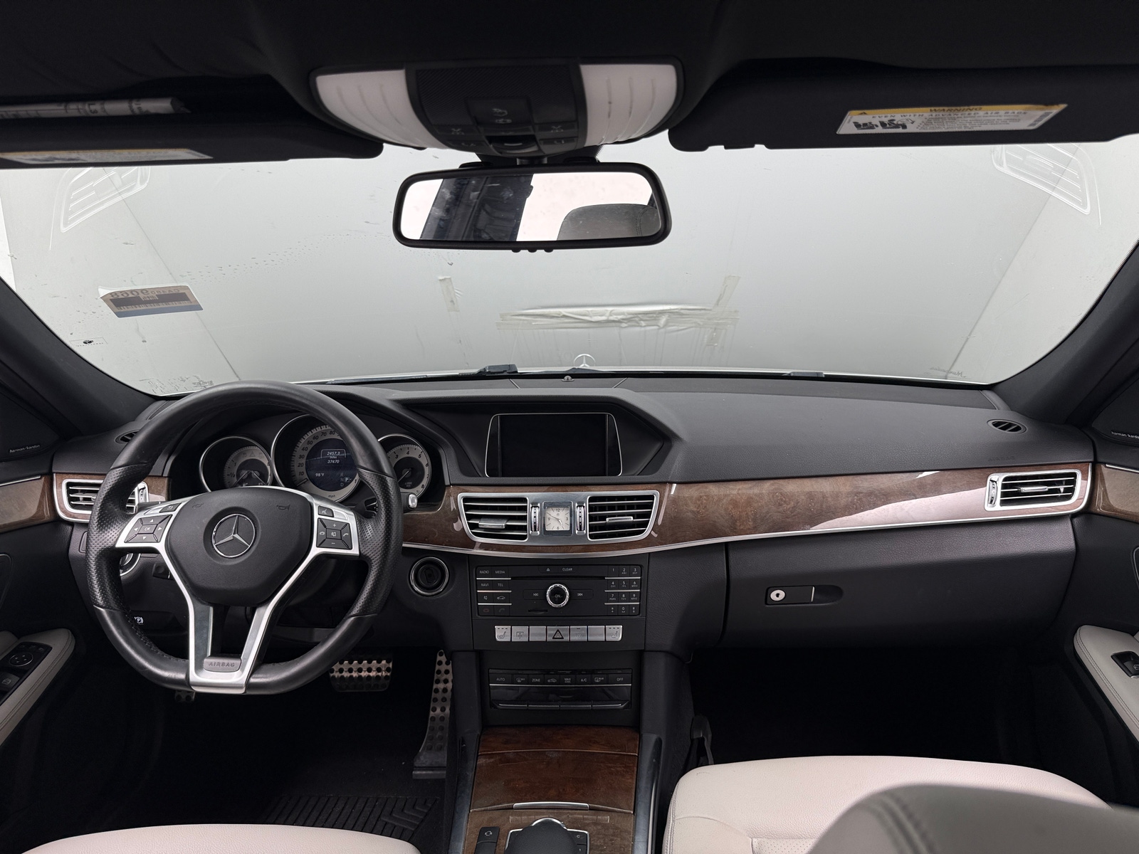 Thumbnail: 2016 Mercedes-Benz E-Class - 2