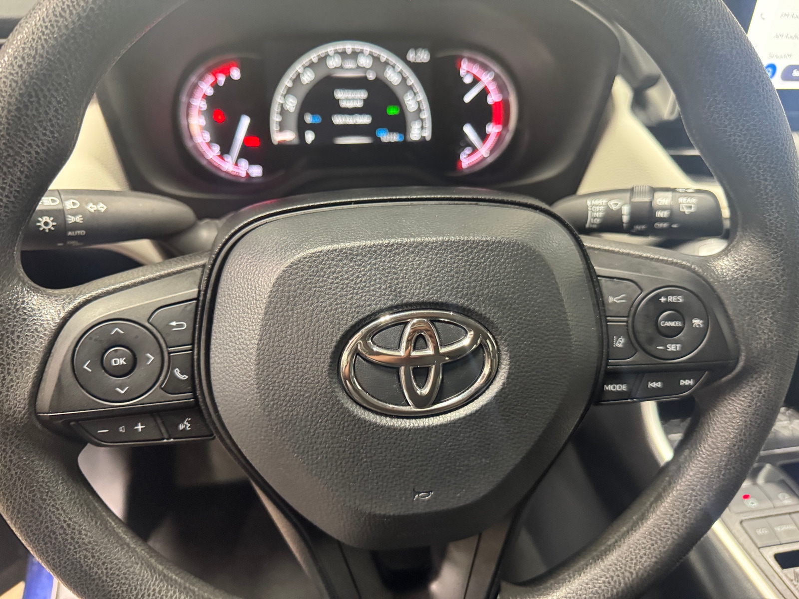 Thumbnail: 2025 Toyota RAV4 - 5