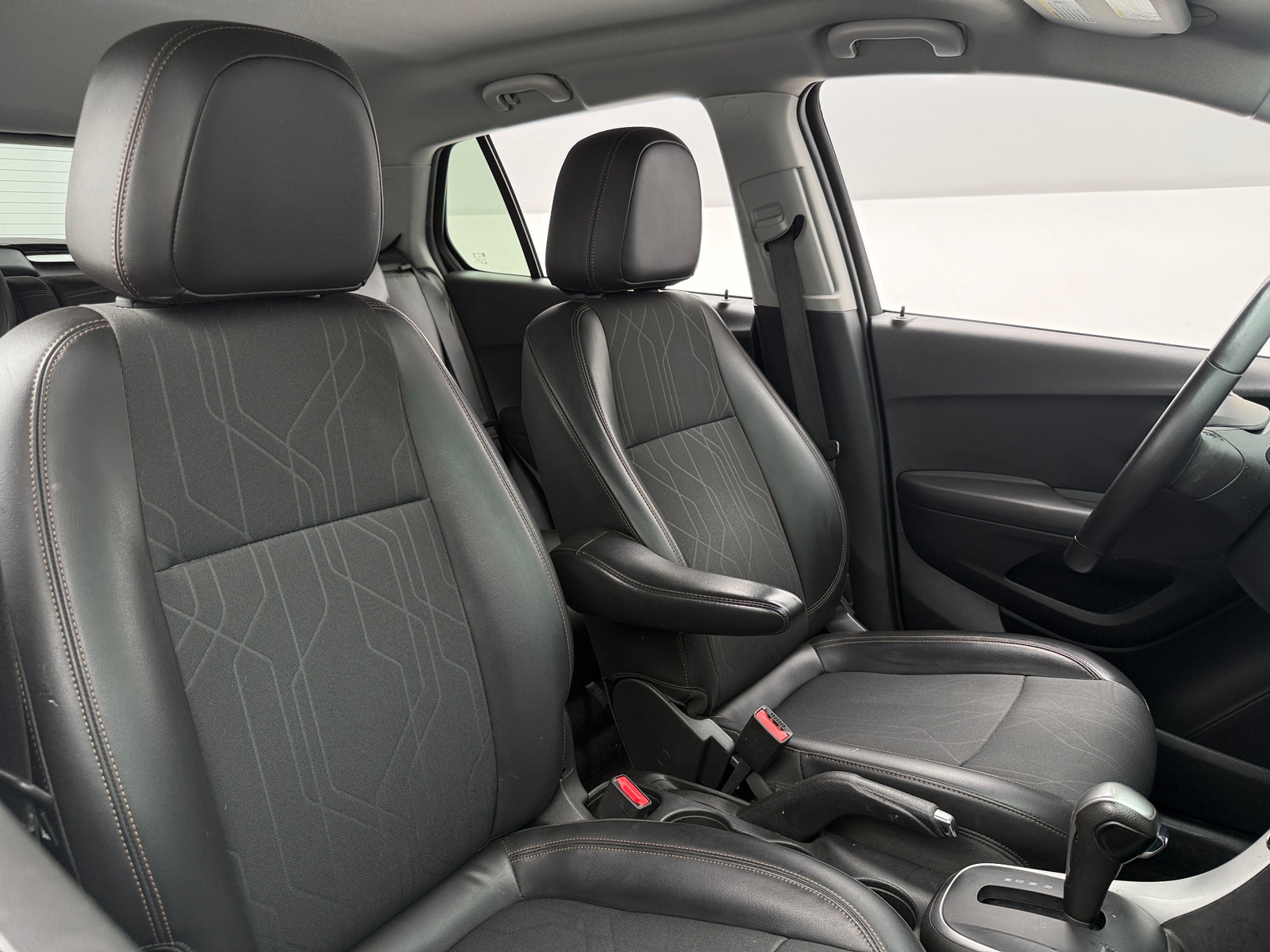 Thumbnail: 2020 Chevrolet Trax - 2