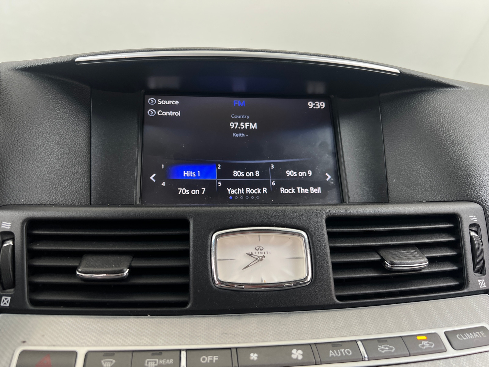 Thumbnail: 2019 INFINITI Q70 - 3