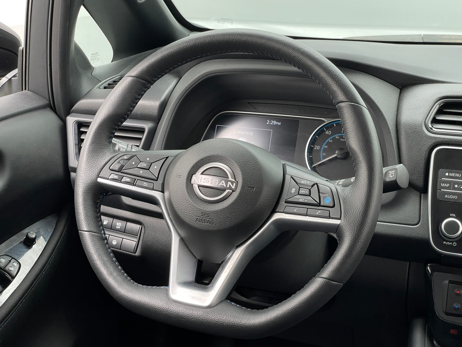Thumbnail: 2024 Nissan Leaf - 5