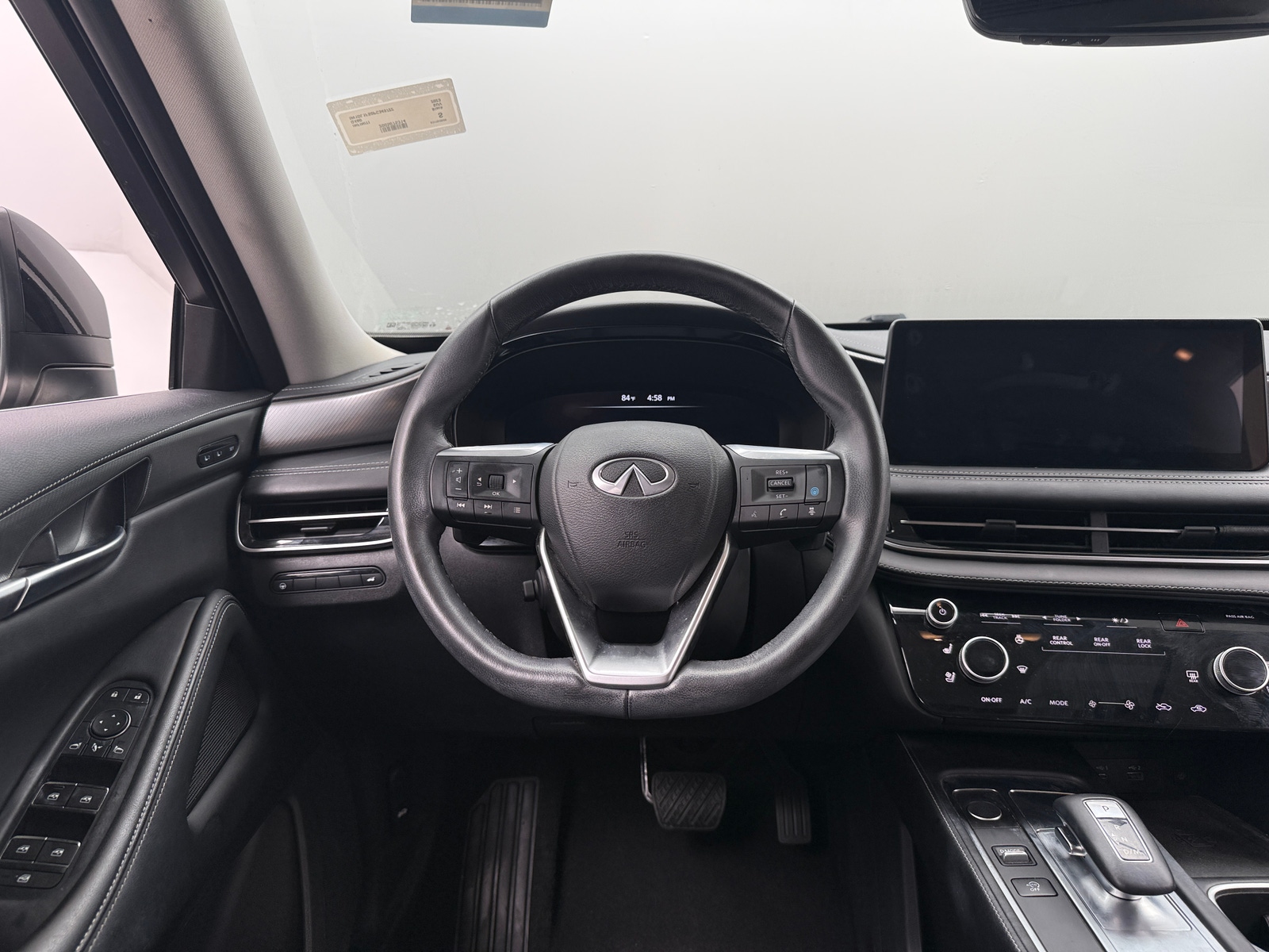 Thumbnail: 2023 INFINITI QX60 - 4