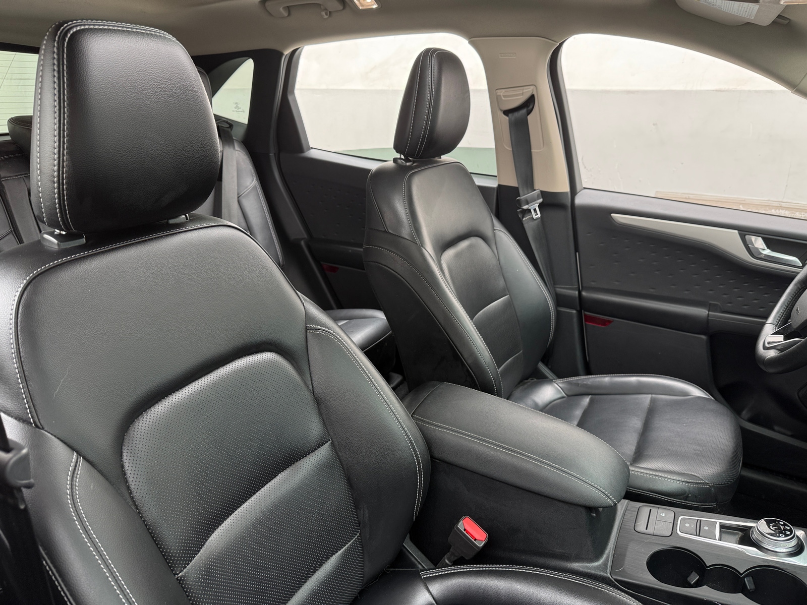 Thumbnail: 2020 Ford Escape - 2