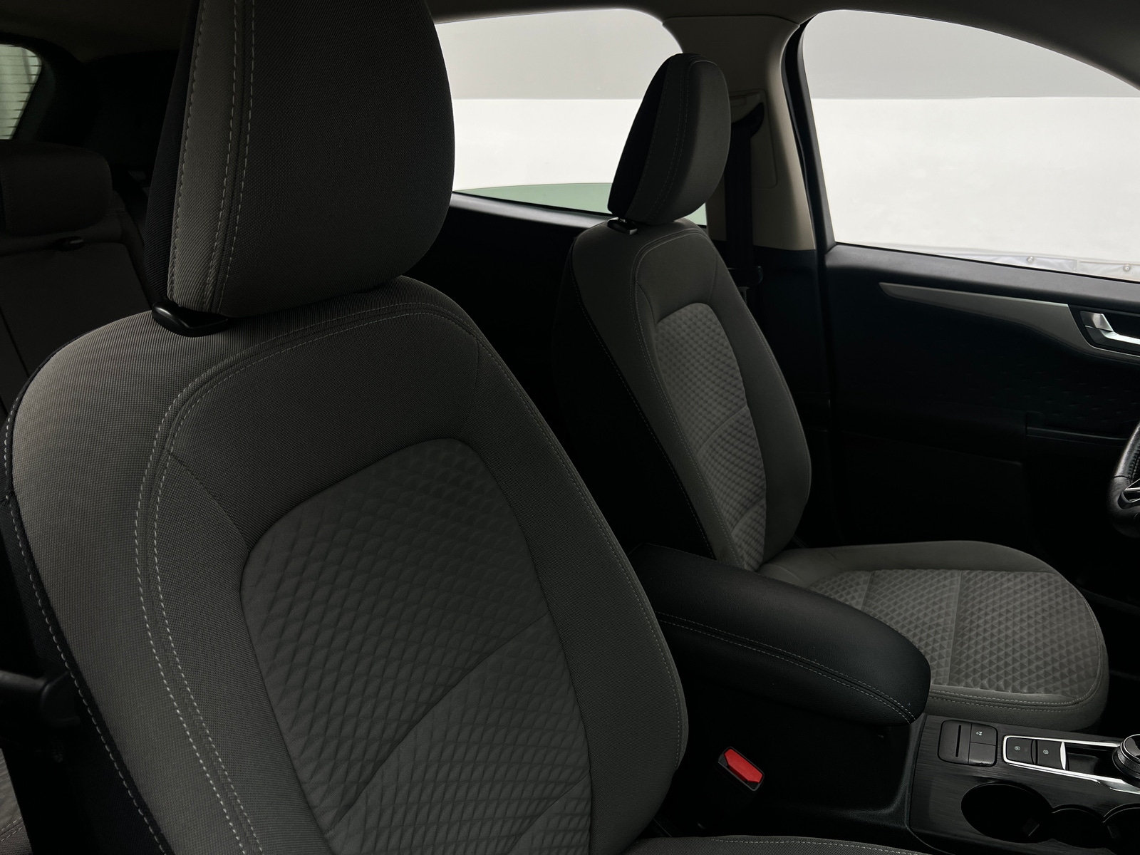 Thumbnail: 2020 Ford Escape - 2