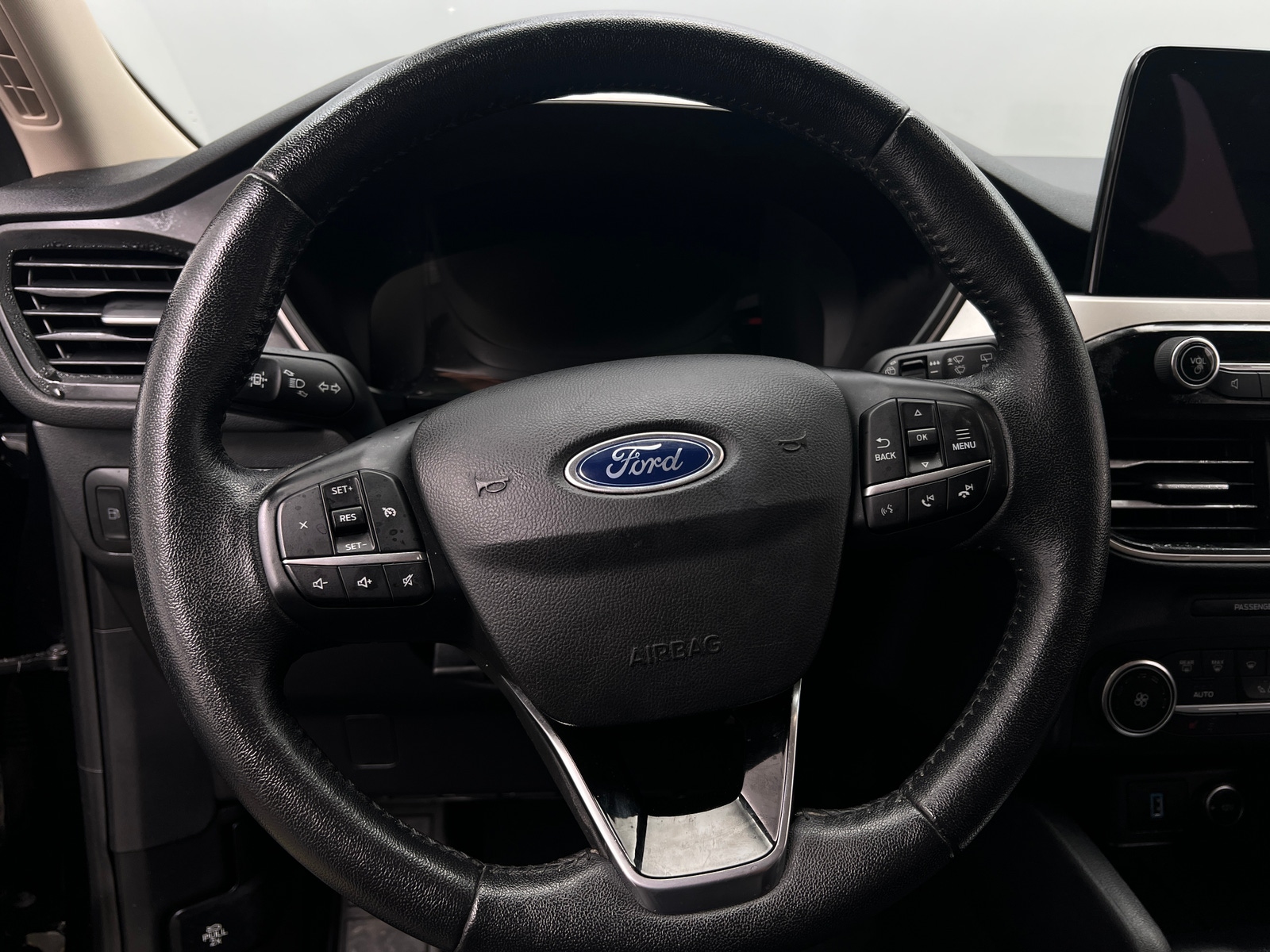 Thumbnail: 2020 Ford Escape - 5