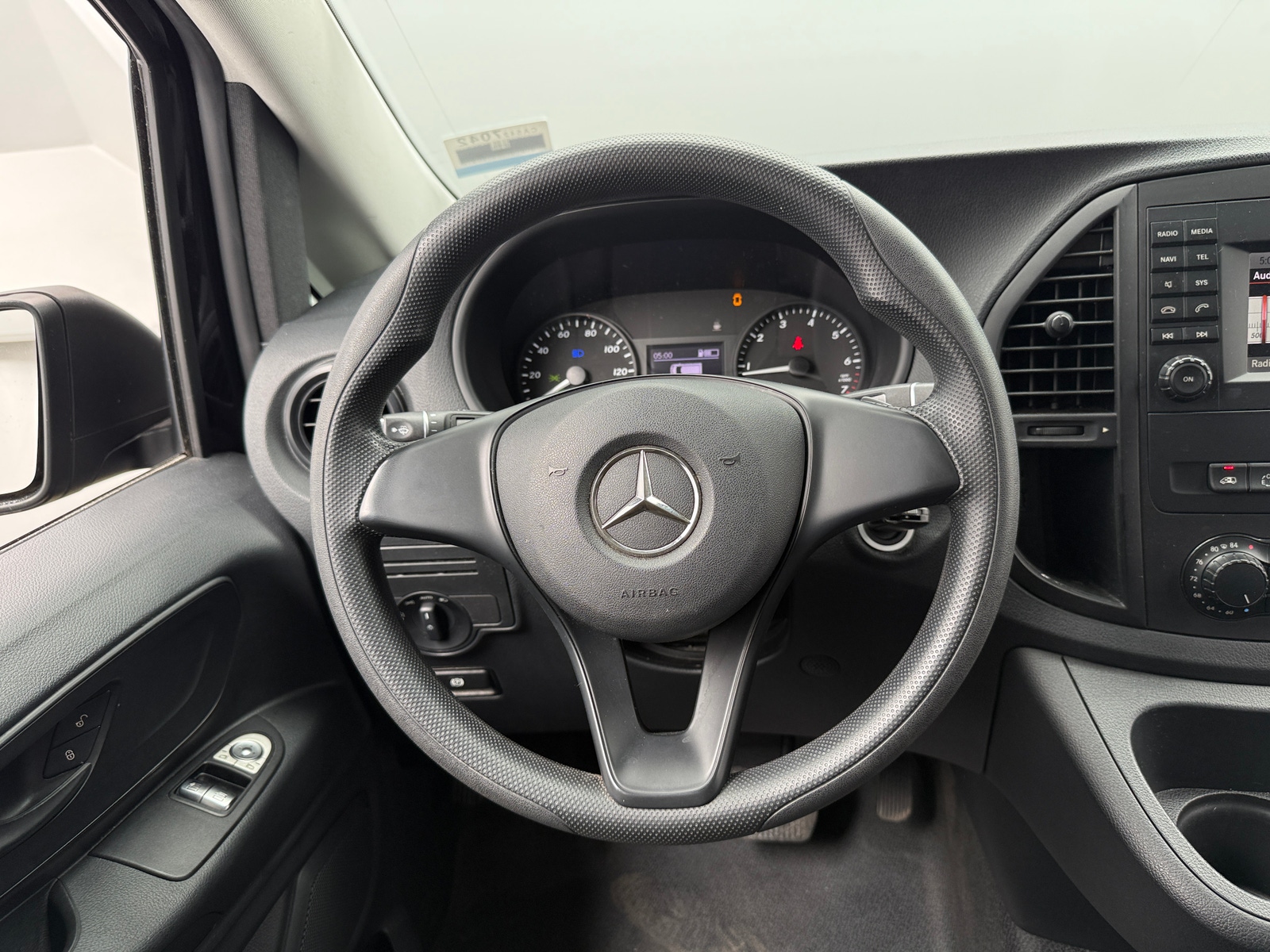 Thumbnail: 2019 Mercedes-Benz Metris - 5
