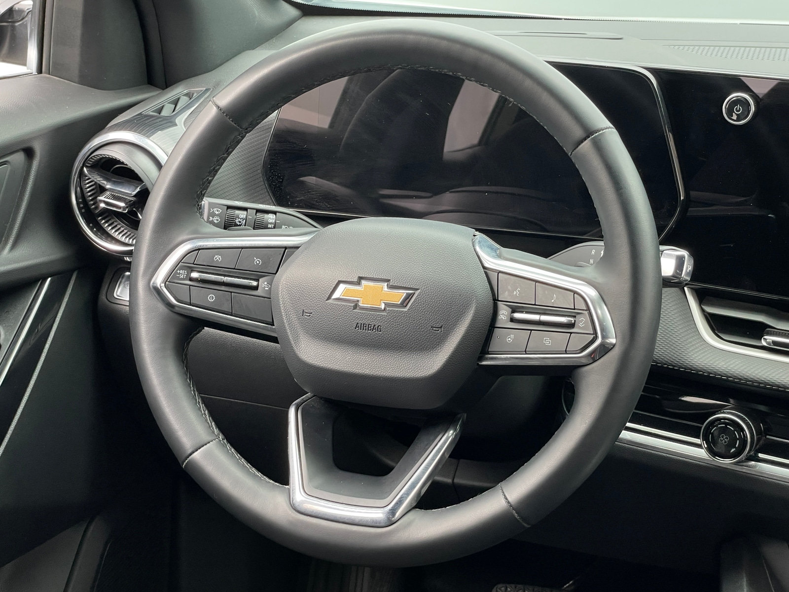 Thumbnail: 2025 Chevrolet Equinox - 5