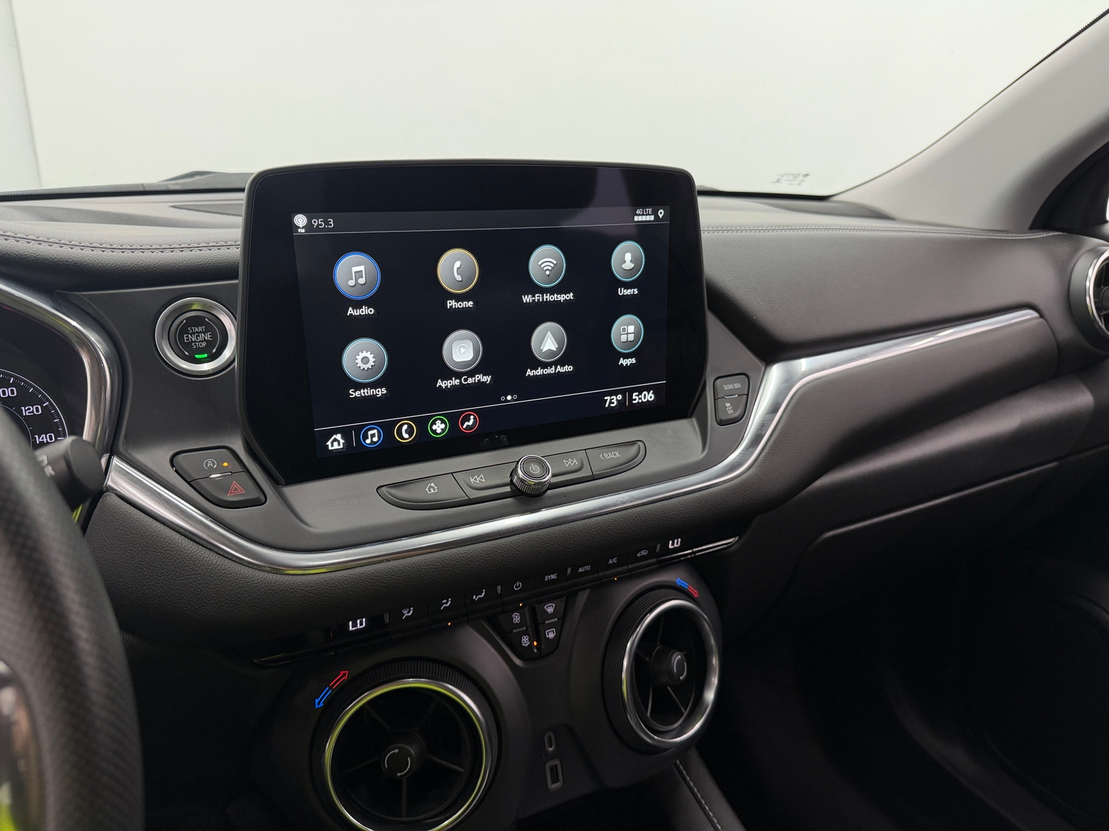 Thumbnail: 2023 Chevrolet Blazer - 4