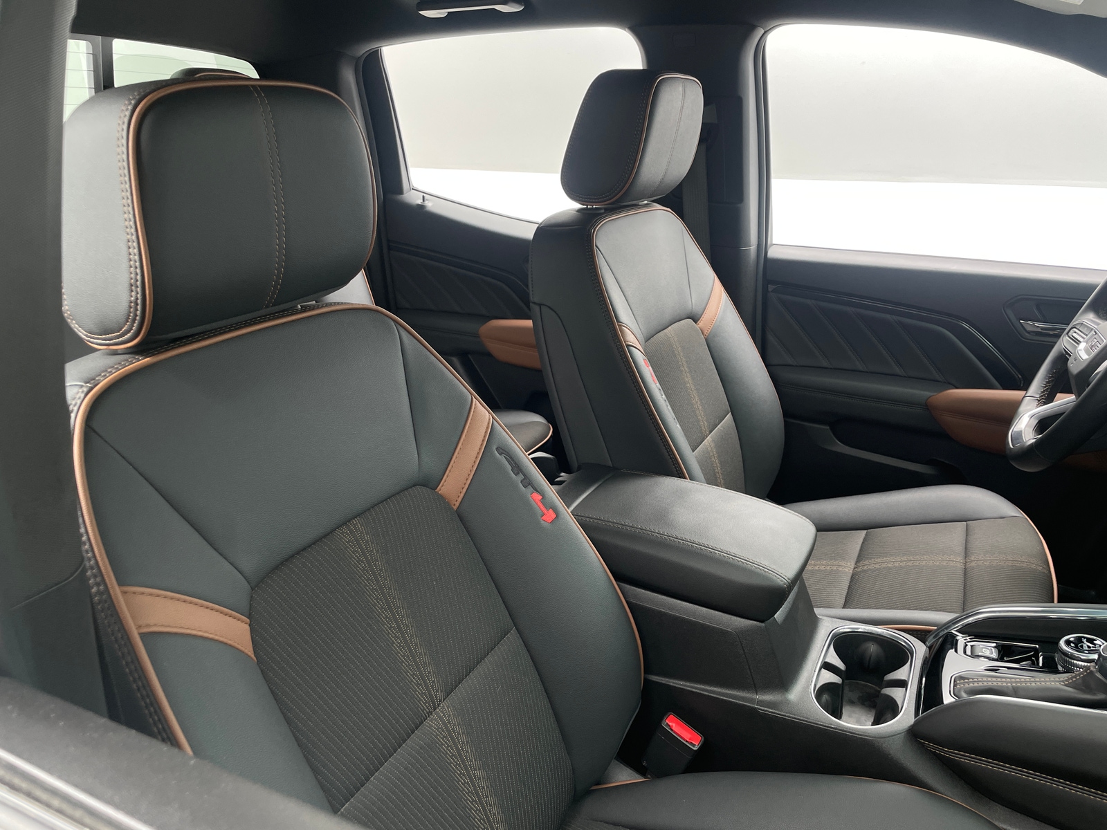 Thumbnail: 2025 GMC Canyon - 2