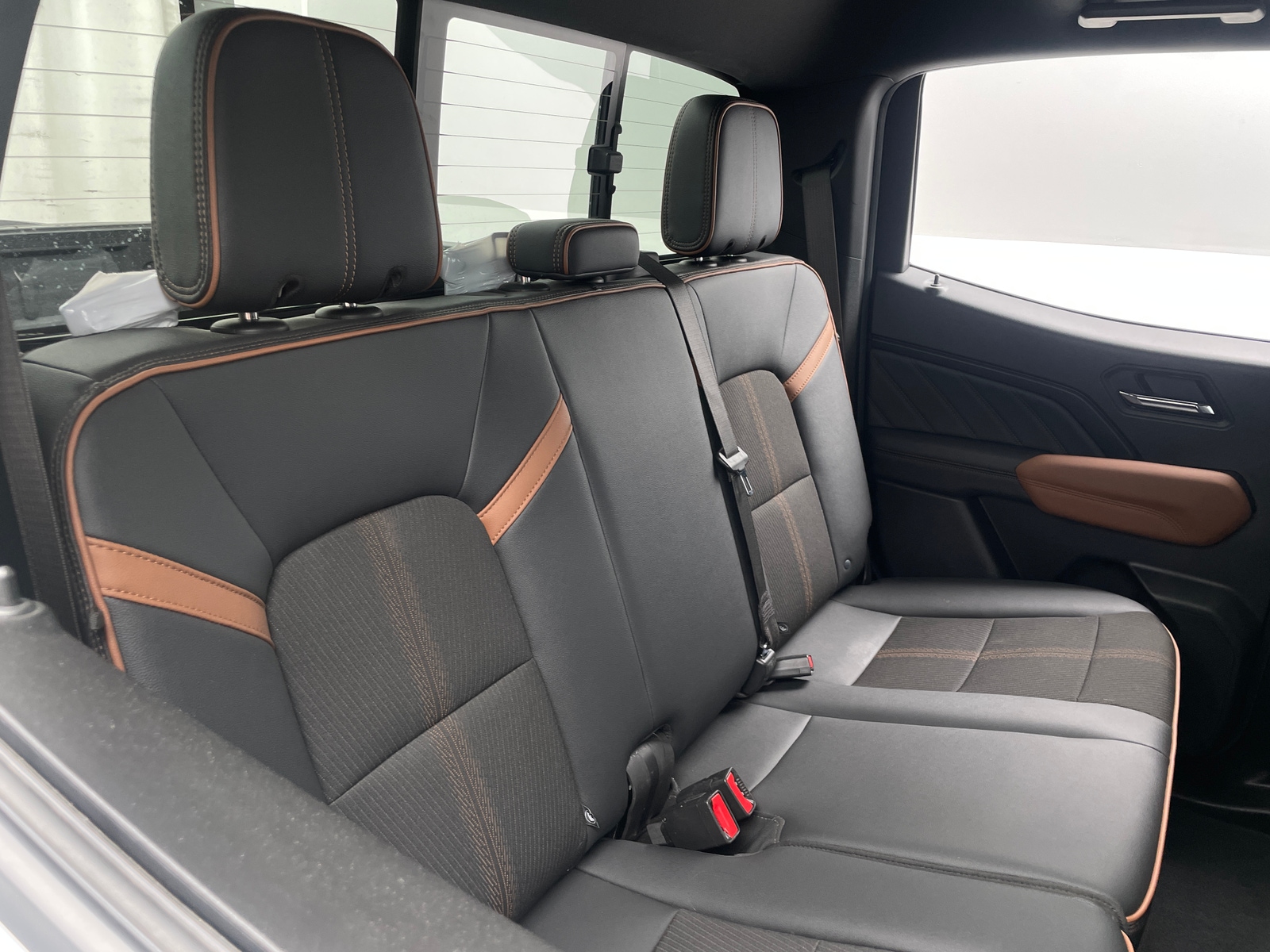 Thumbnail: 2025 GMC Canyon - 6