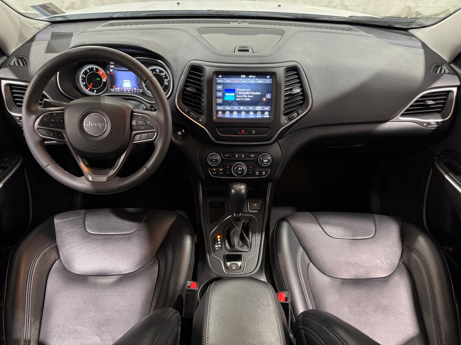 Thumbnail: 2022 Jeep Cherokee - 2