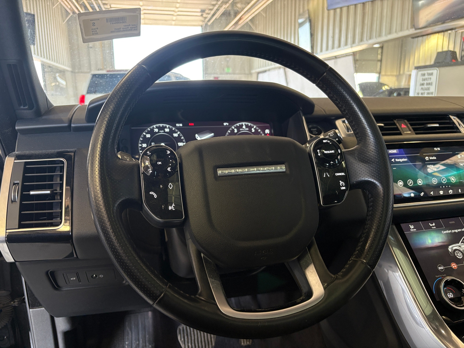 Thumbnail: 2018 Land Rover Range Rover Sport - 4