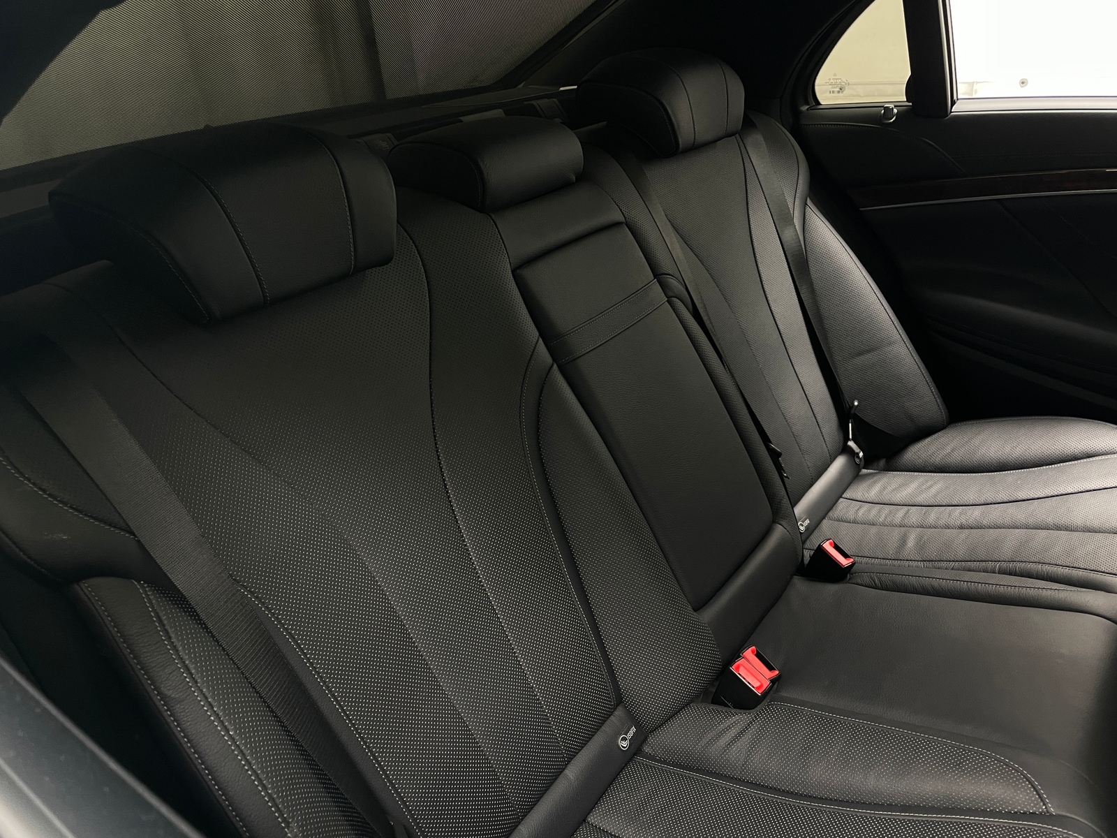 Thumbnail: 2016 Mercedes-Benz S-Class - 5