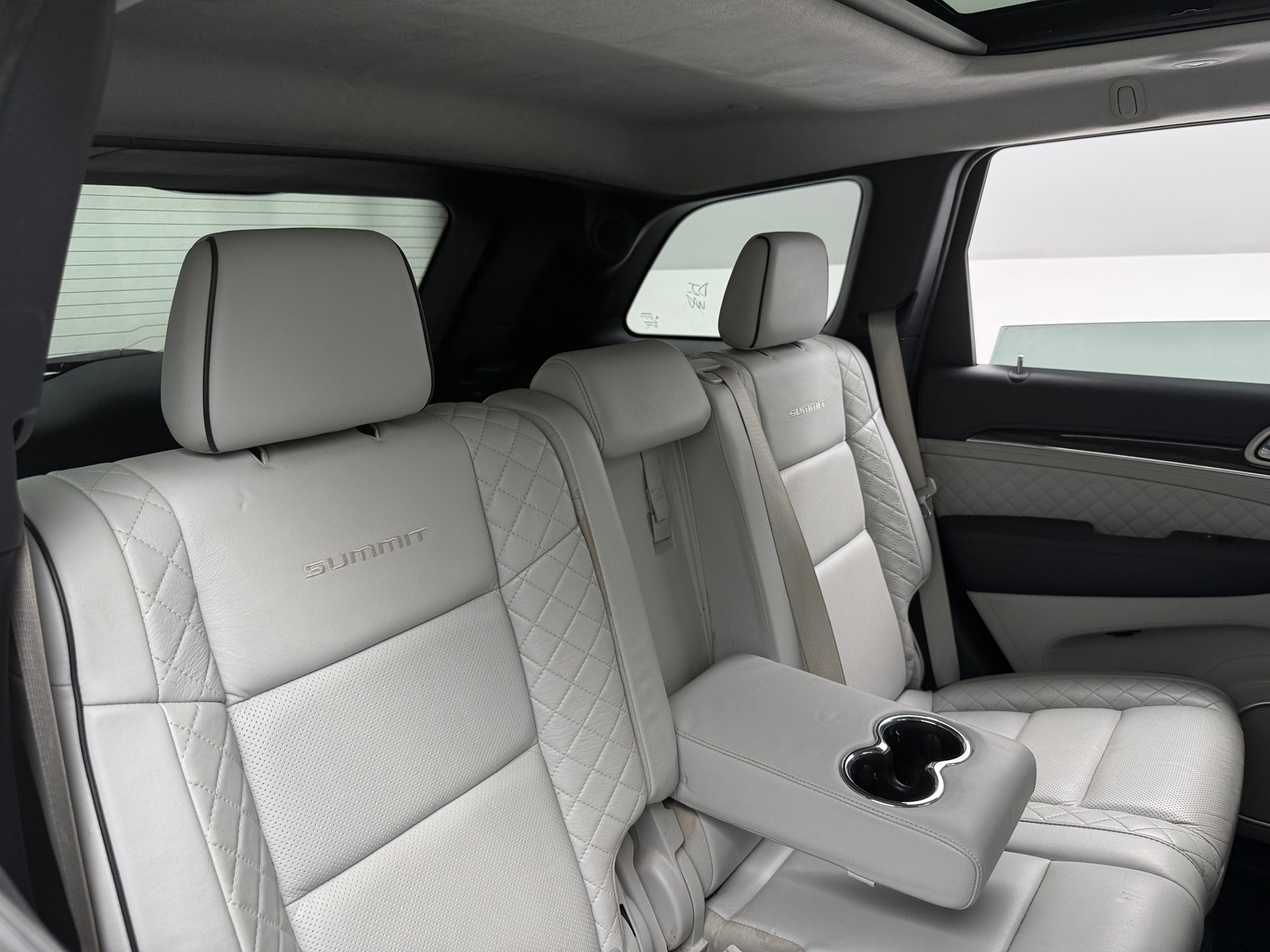 Thumbnail: 2020 Jeep Grand Cherokee - 5