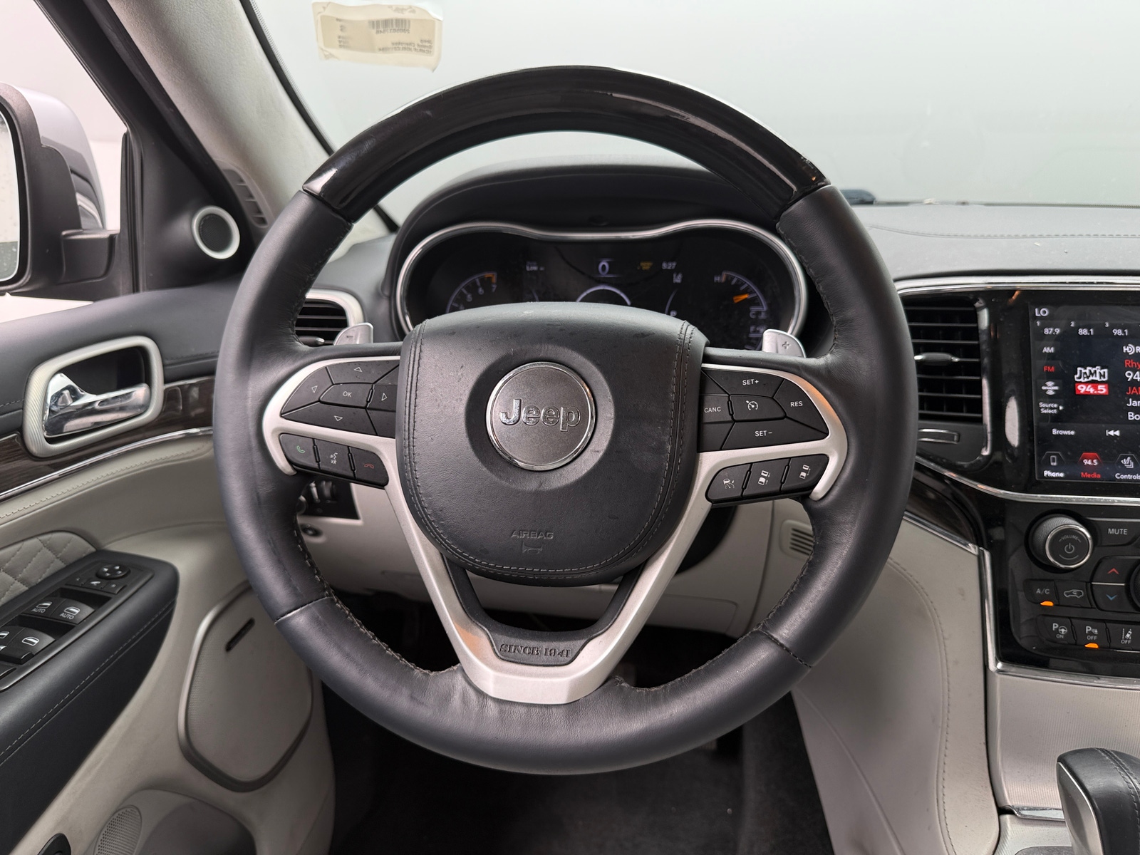 Thumbnail: 2020 Jeep Grand Cherokee - 4