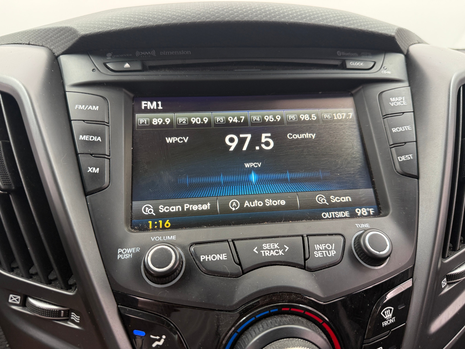 Thumbnail: 2013 Hyundai Veloster - 3