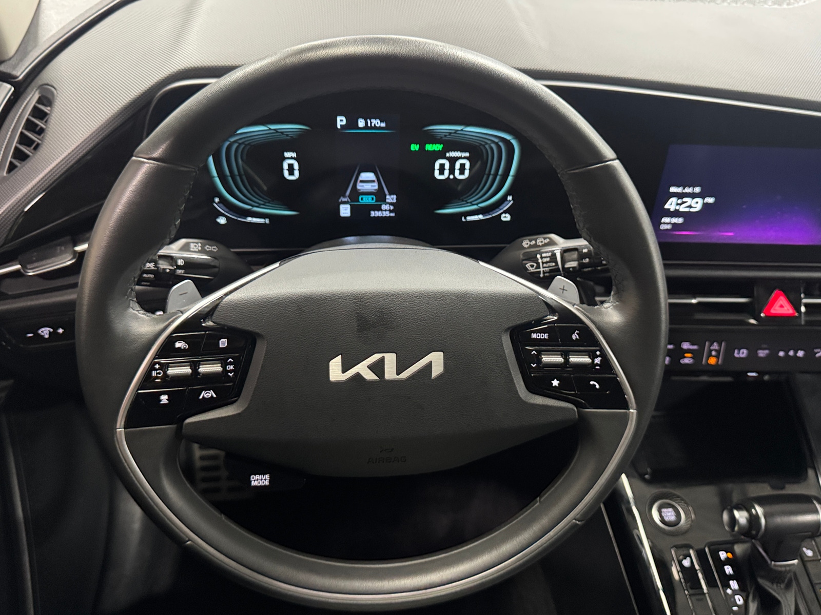 Thumbnail: 2024 Kia Niro - 5