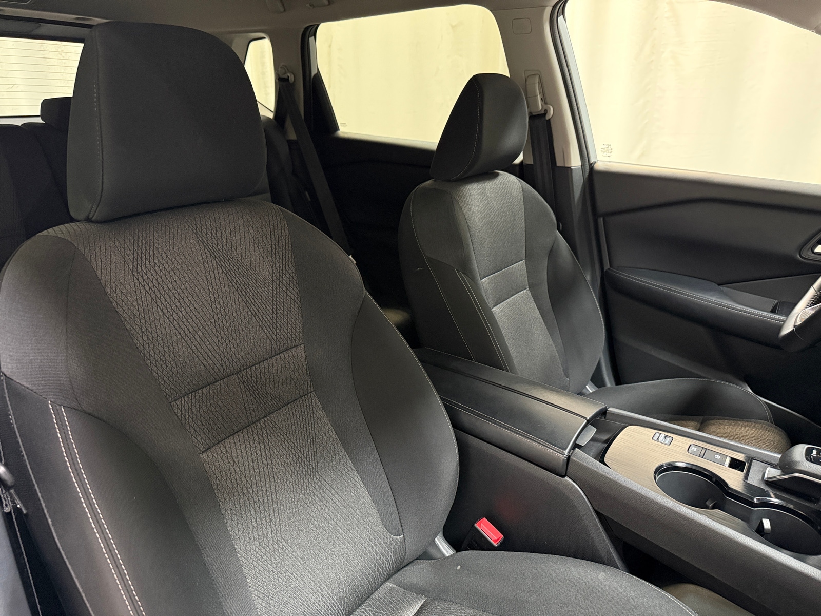 Thumbnail: 2025 Nissan Rogue - 2