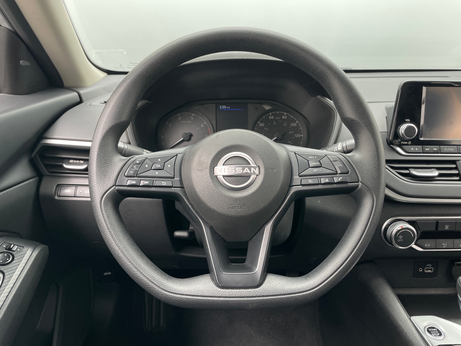 Thumbnail: 2024 Nissan Altima - 5
