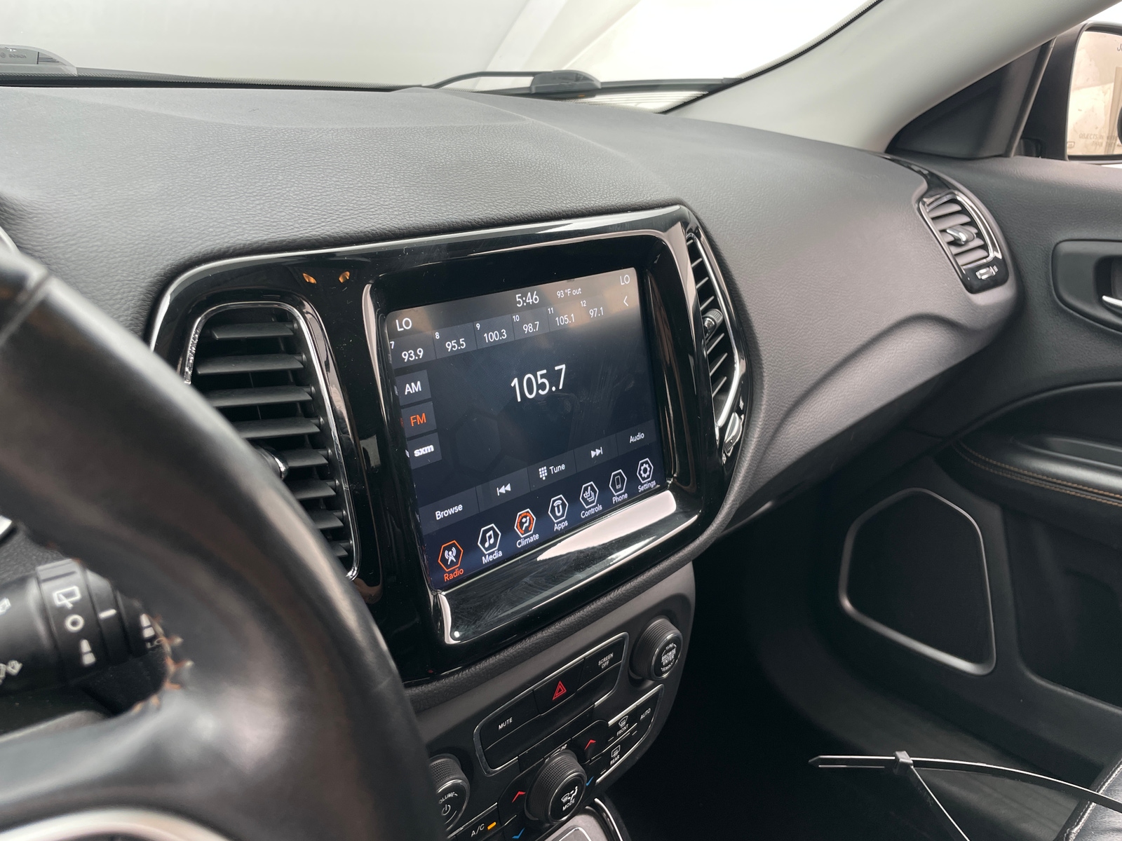 Thumbnail: 2020 Jeep Compass - 3