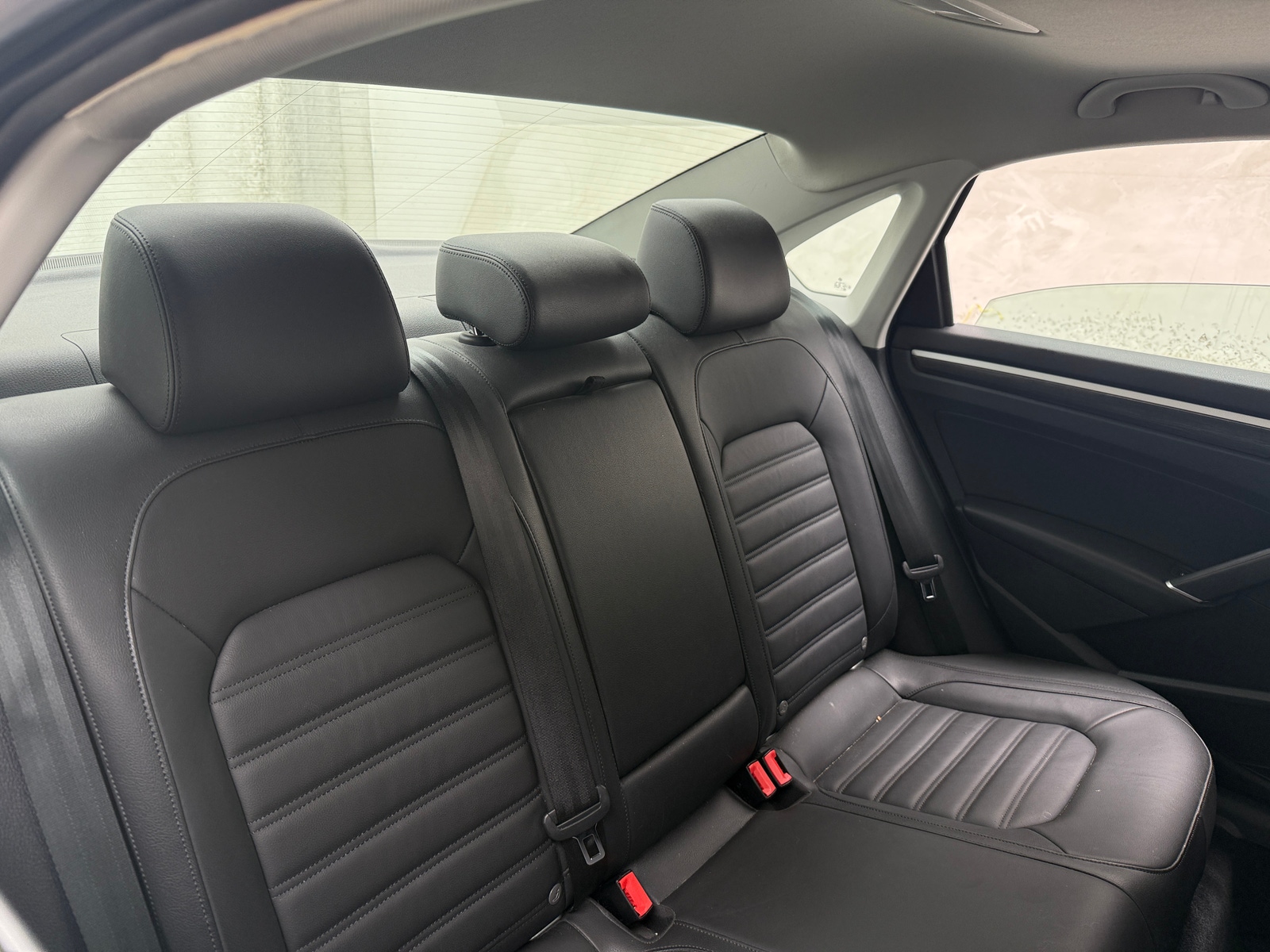 Thumbnail: 2016 Volkswagen Passat - 5