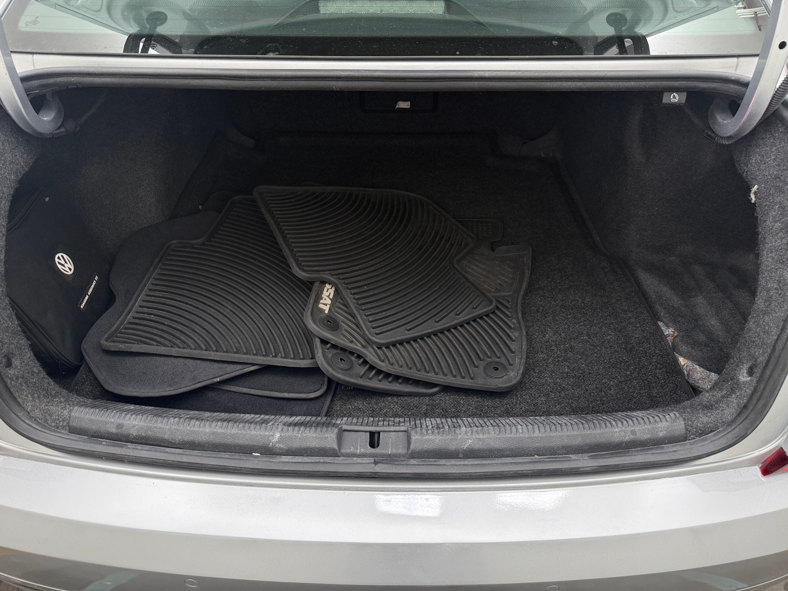 Thumbnail: 2016 Volkswagen Passat - 6