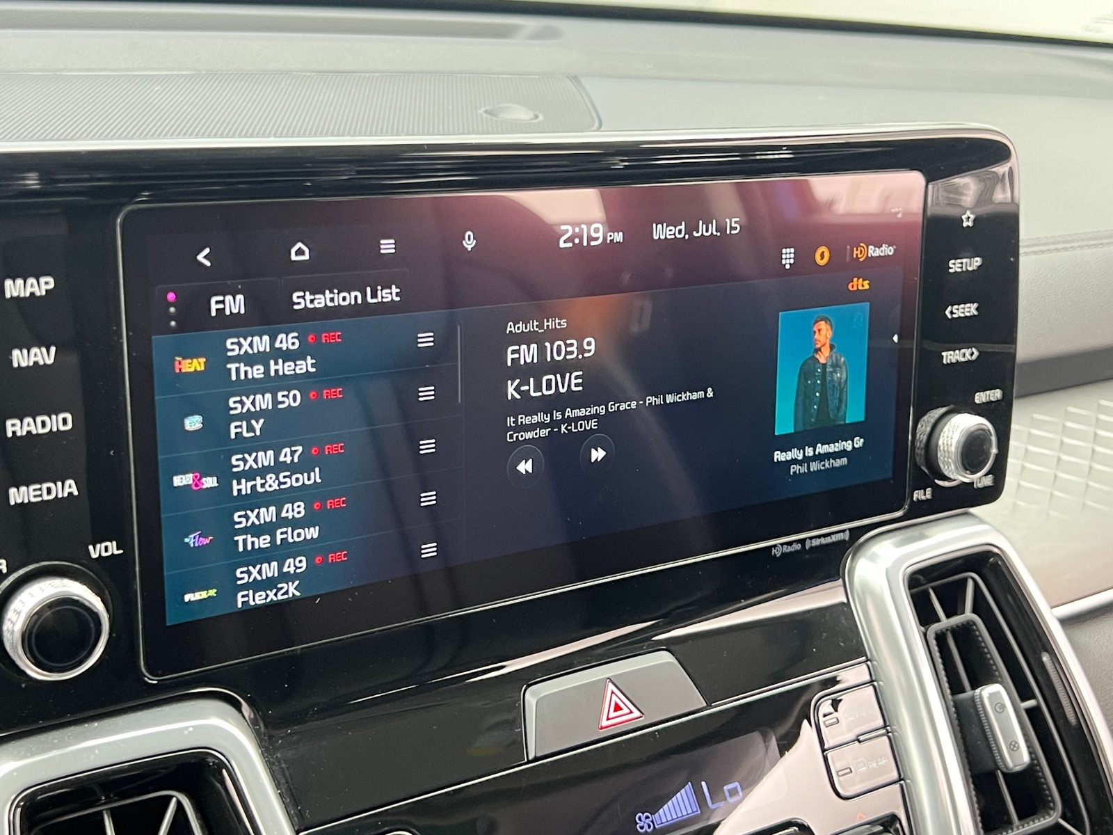 Thumbnail: 2023 Kia Sorento - 3