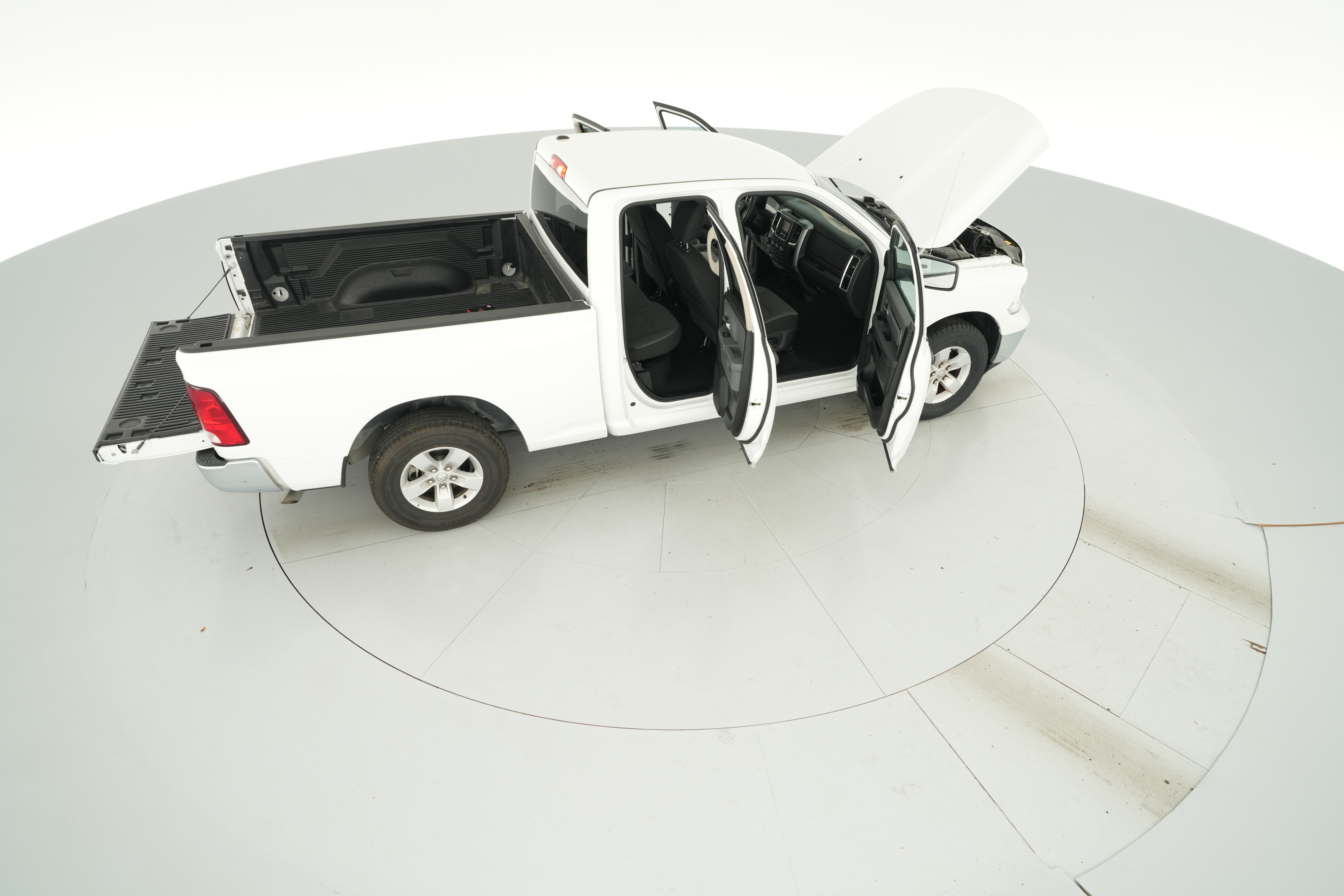 2024 RAM Ram 1500 Classic SLT - Photo 42