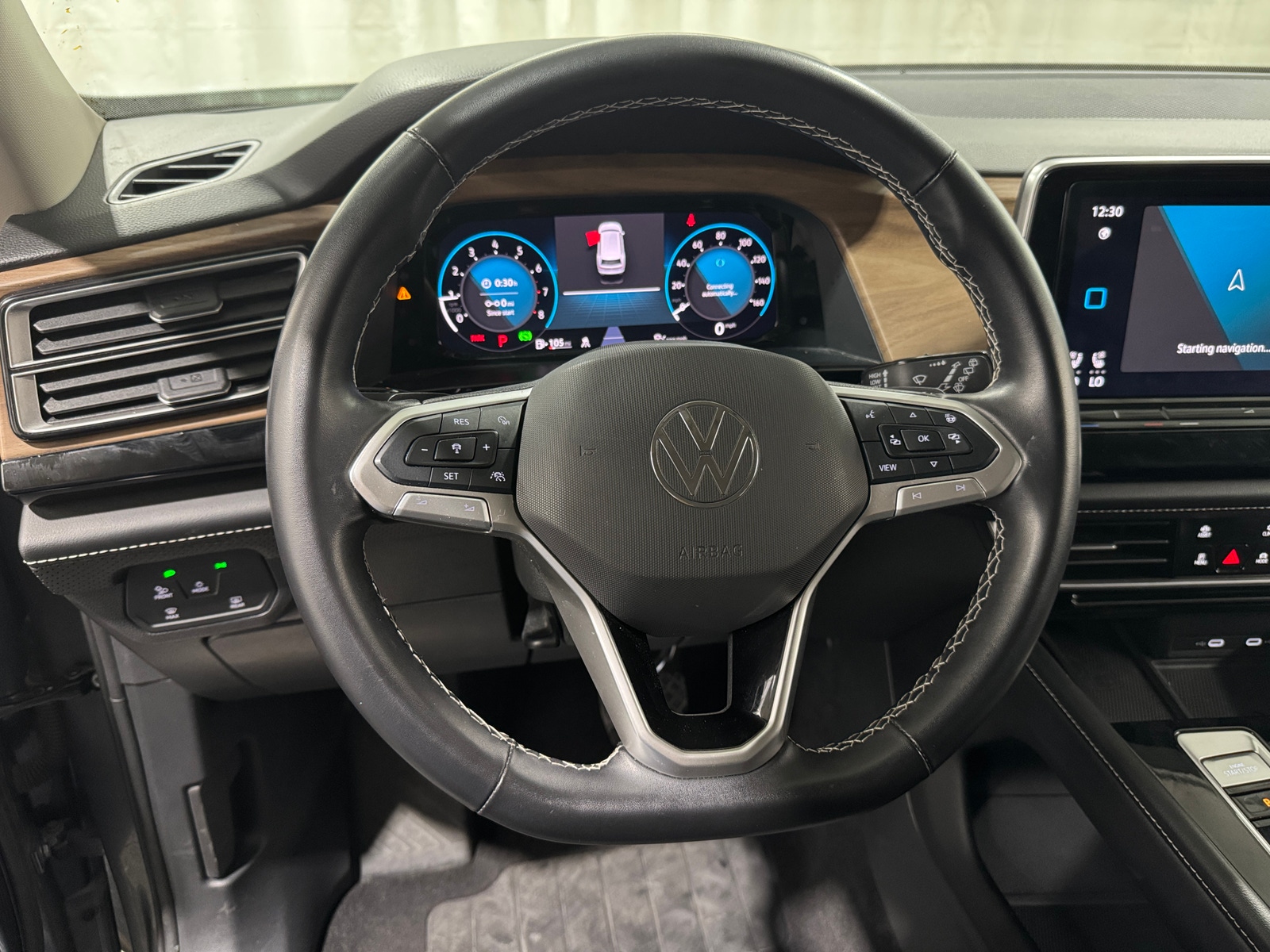 Thumbnail: 2024 Volkswagen Atlas - 4