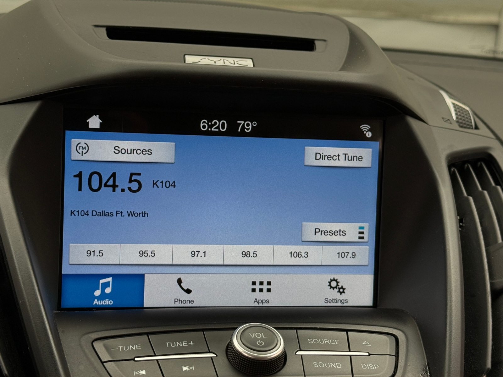 Thumbnail: 2017 Ford Escape - 4