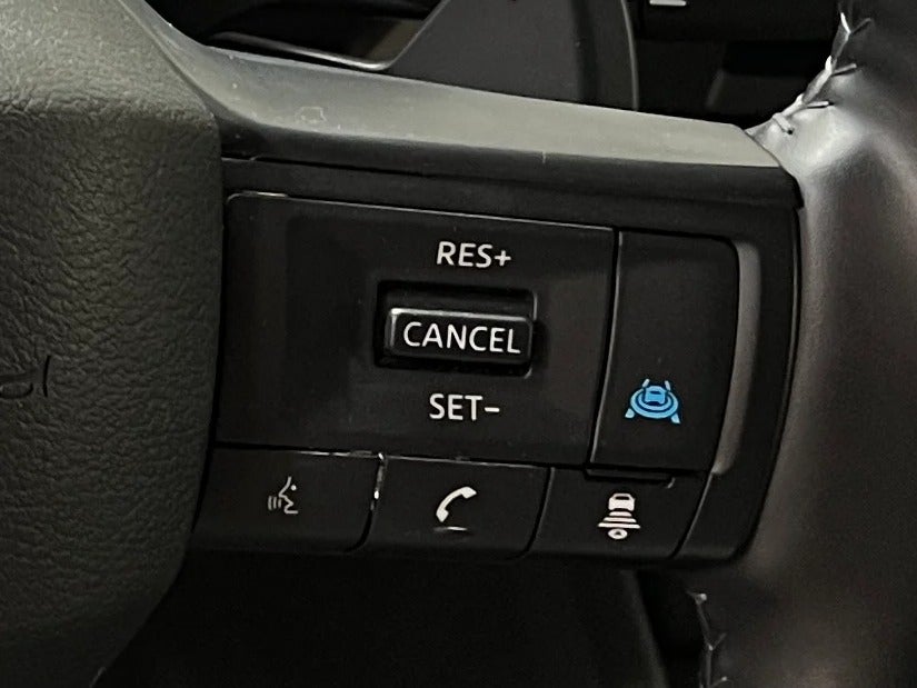 2025 Nissan Rogue SV - Photo 16