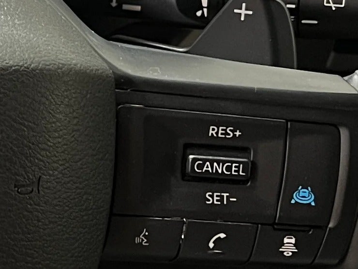 2025 Nissan Rogue SV - Photo 17