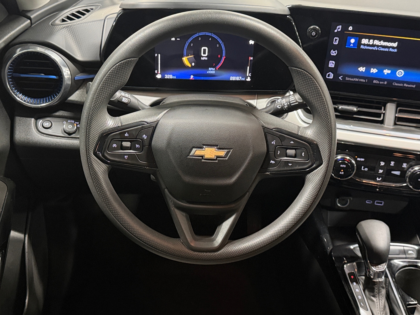 Thumbnail: 2025 Chevrolet Trax - 4