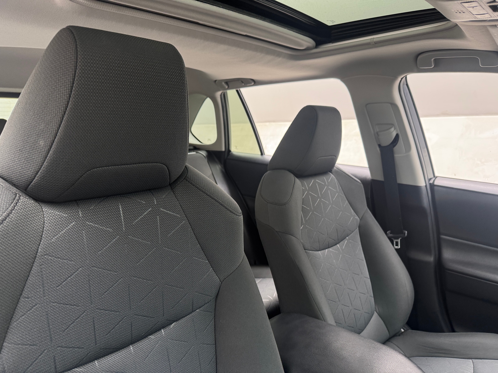 Thumbnail: 2020 Toyota RAV4 - 2