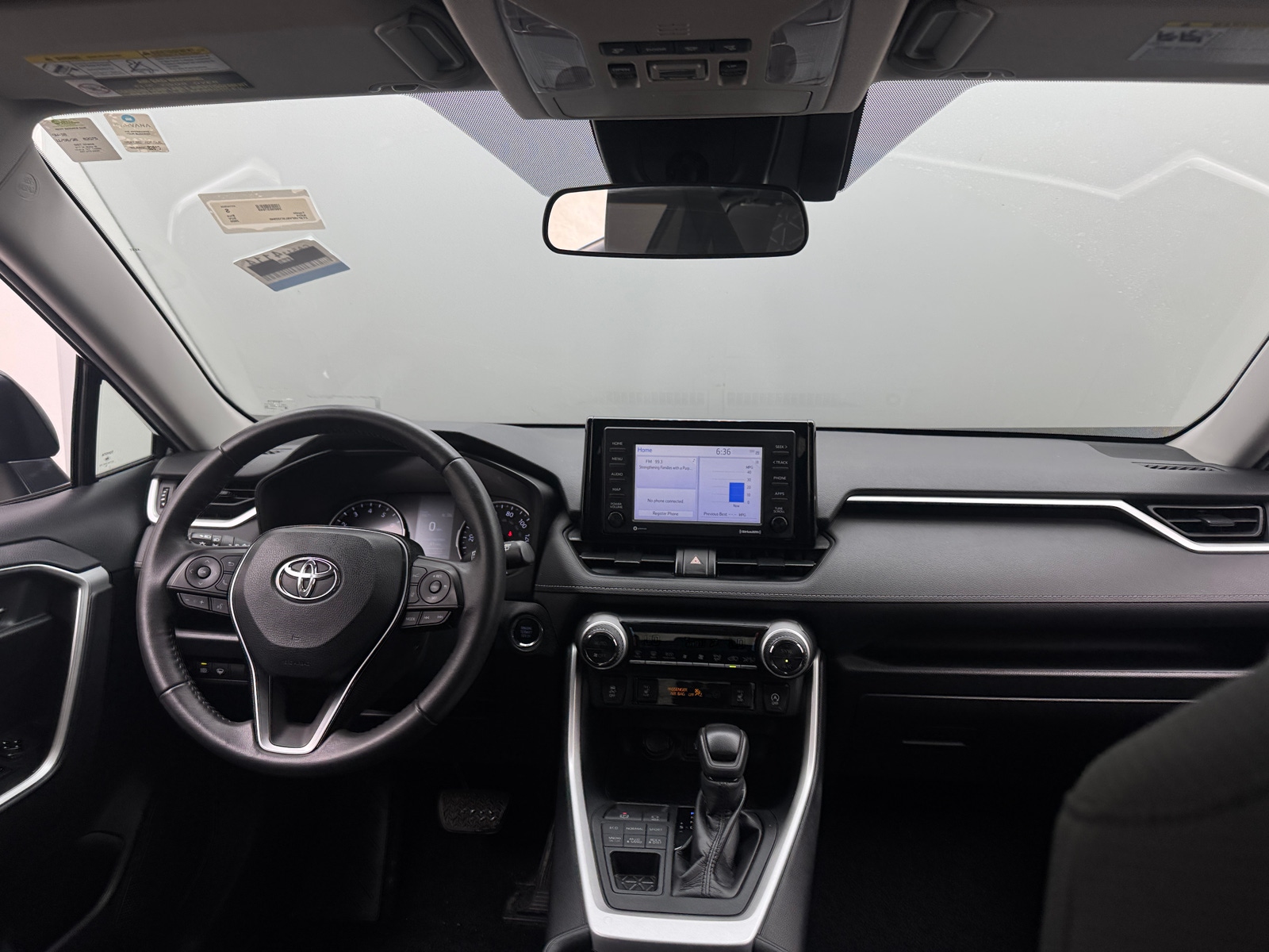 Thumbnail: 2020 Toyota RAV4 - 3