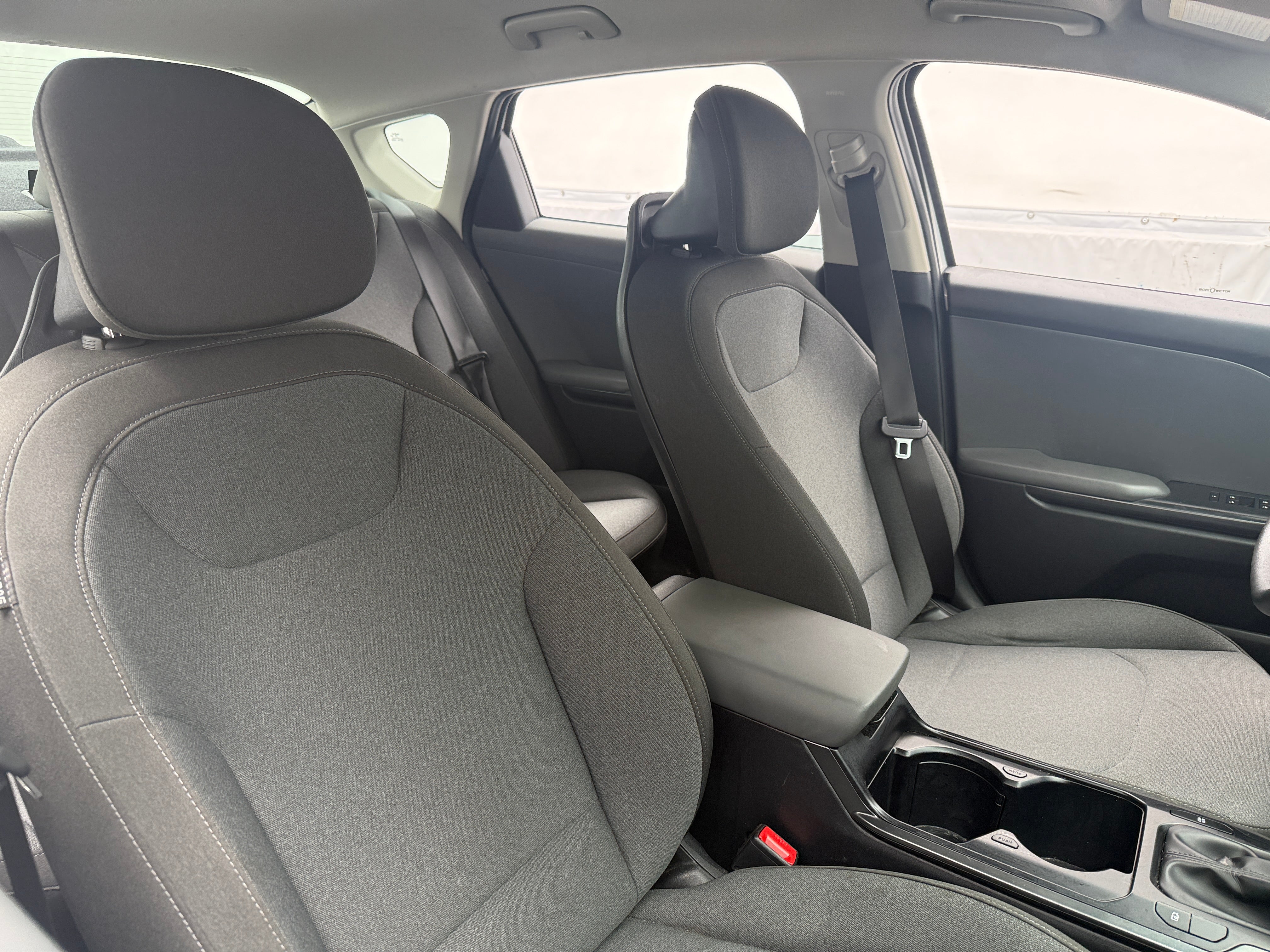 2025 Kia K4 LXS - Photo 4