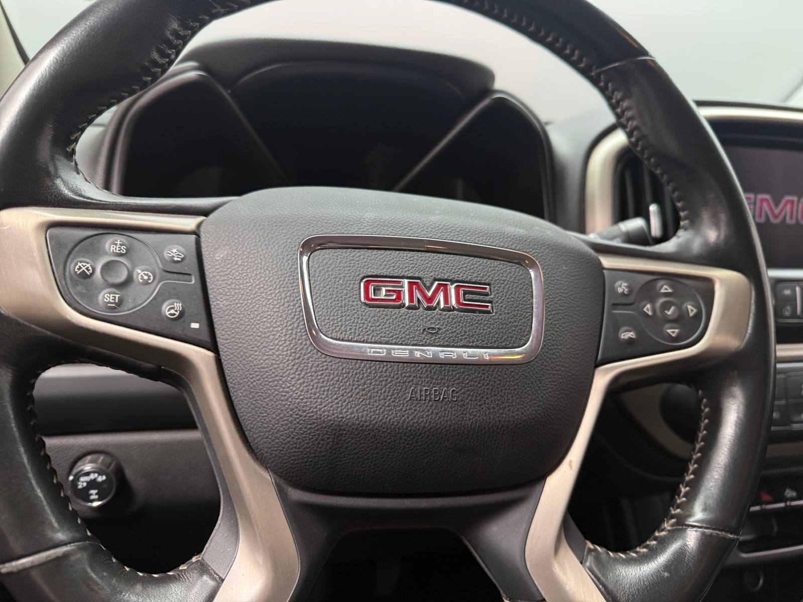 Thumbnail: 2021 GMC Canyon - 4