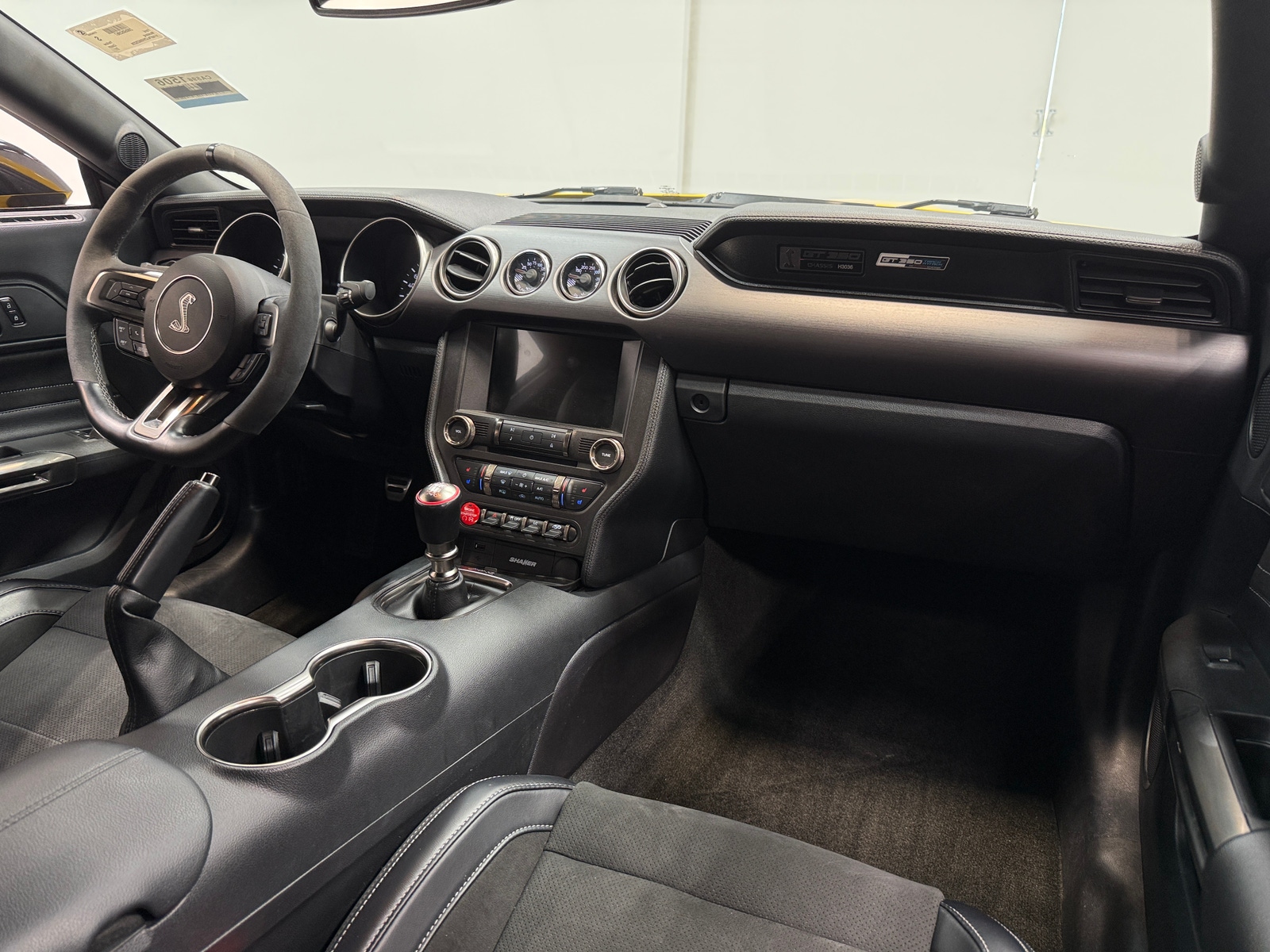 Thumbnail: 2017 Ford Mustang - 3