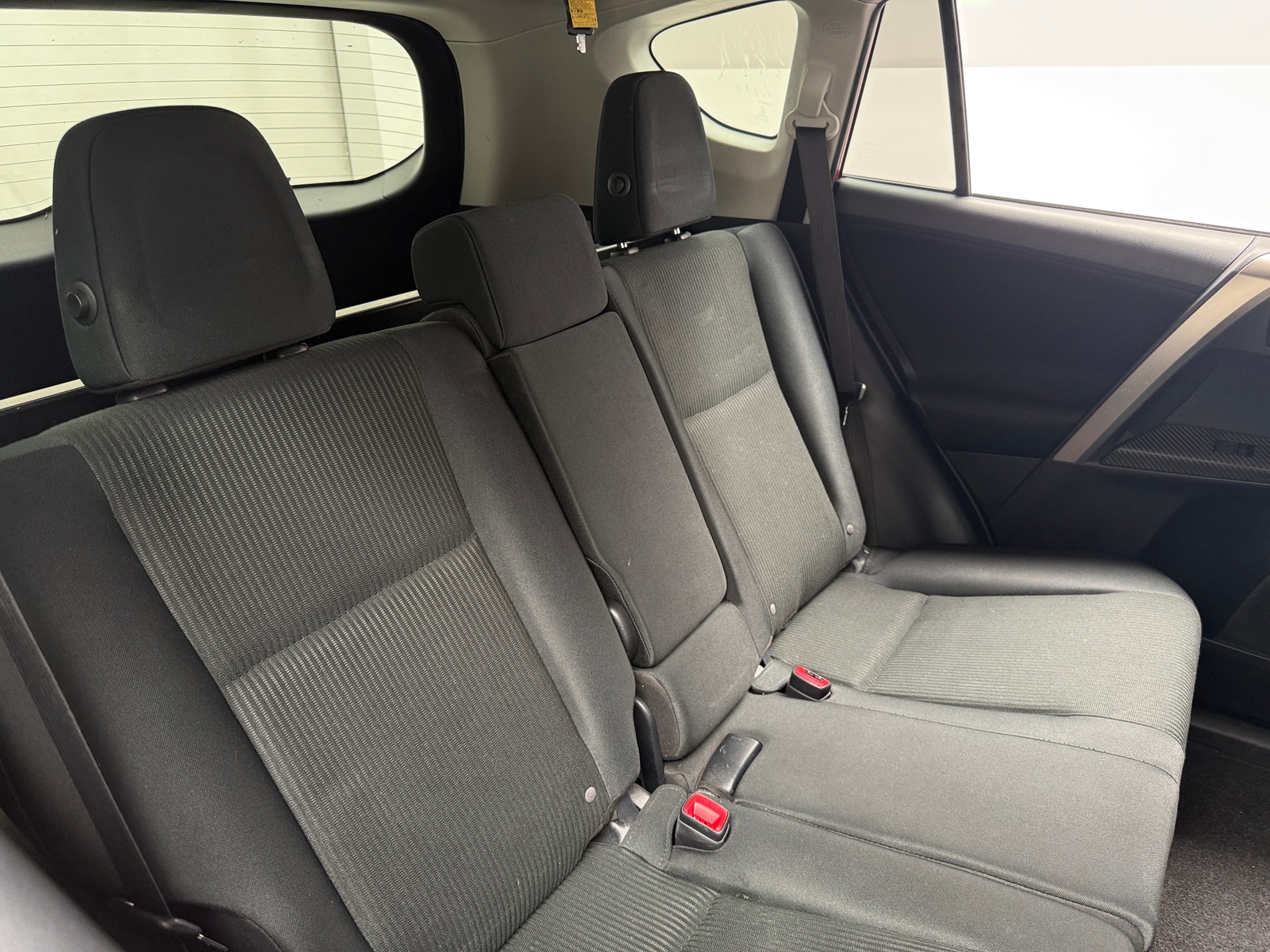 Thumbnail: 2015 Toyota RAV4 - 6