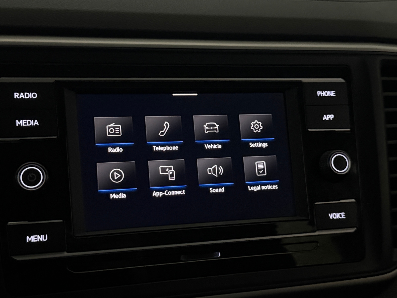 Thumbnail: 2021 Volkswagen Atlas - 4