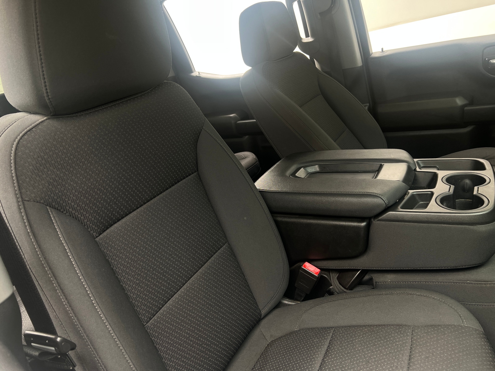 Thumbnail: 2022 Chevrolet Silverado 1500 - 2