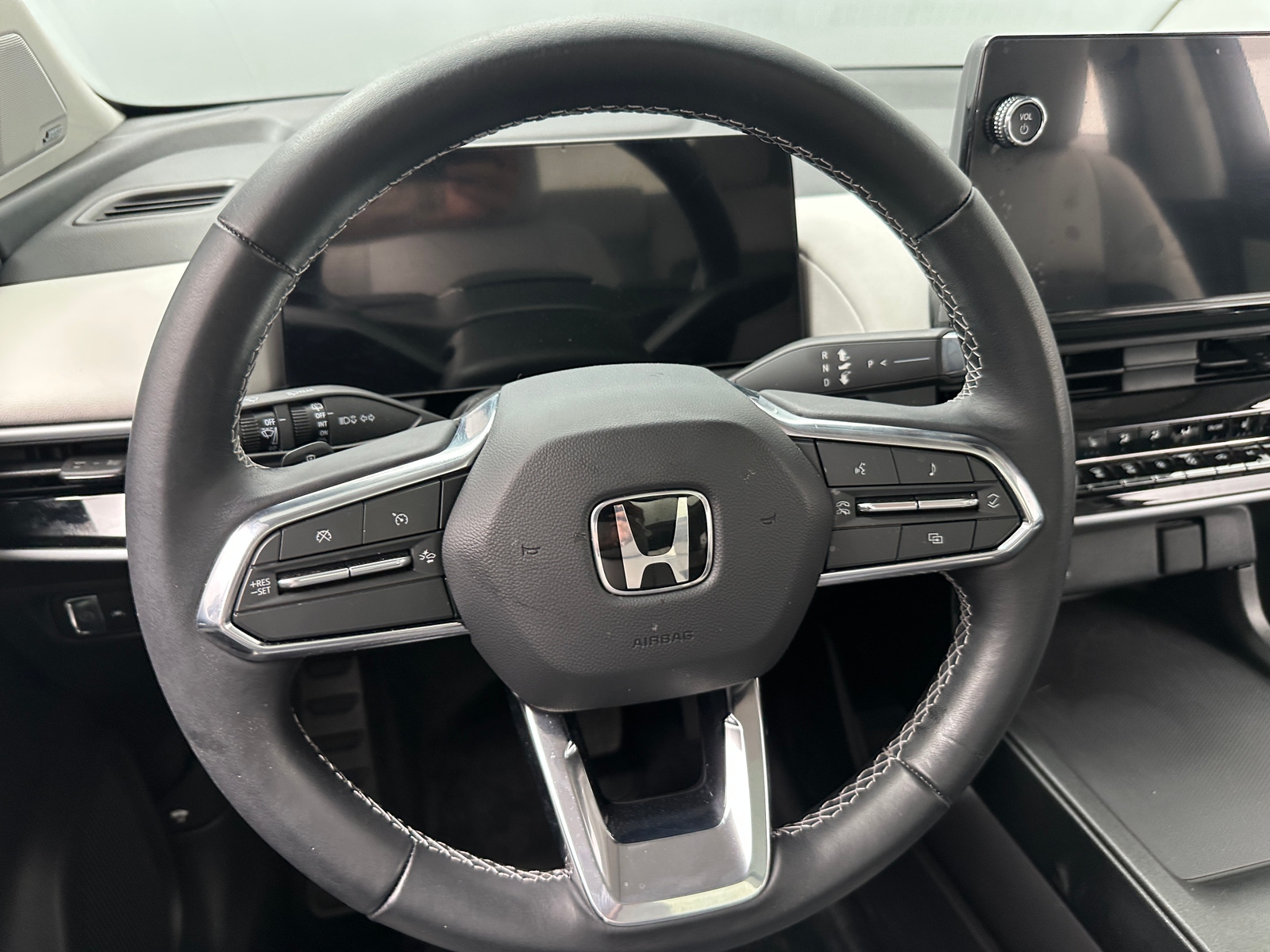 Thumbnail: 2025 Honda Prologue - 4